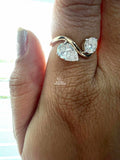 Pear And Round Toi Et Moi Wave Diamond Ring