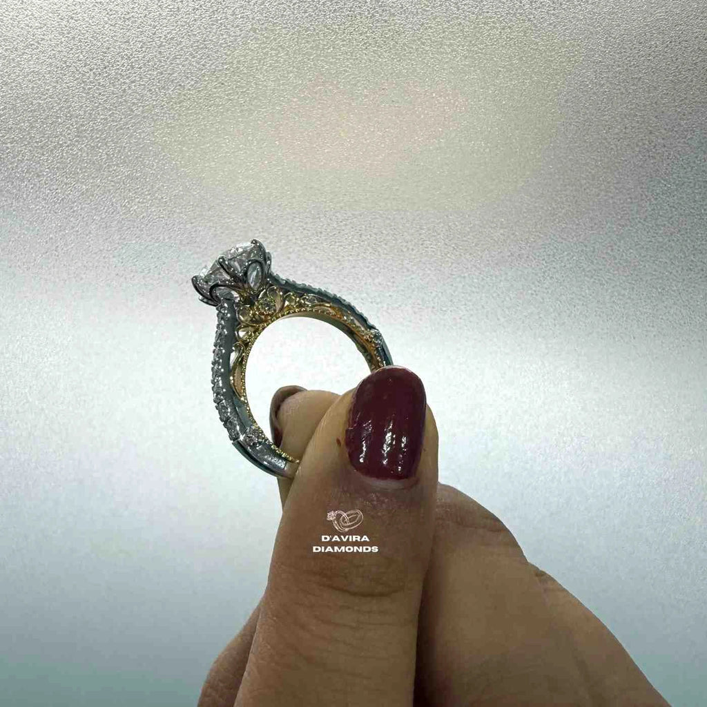 Round Cut Diamond Vintage Style Engagement Ring