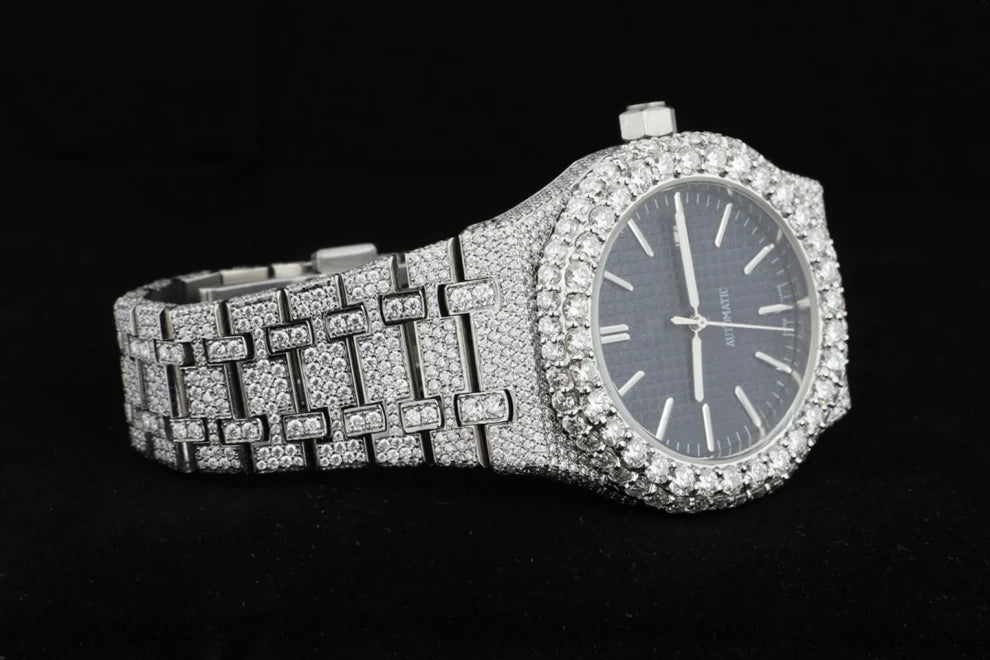 Custom Iced Bust Down VVS Moissanite Bling Bling Watch
