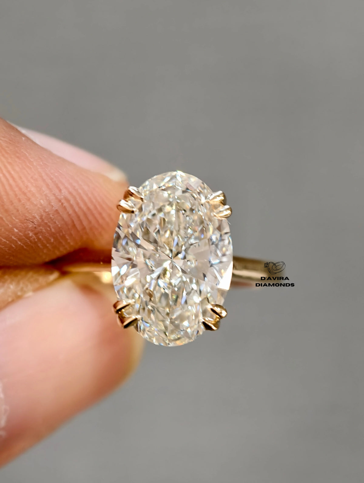 front view of the oval Cut lab grown diamond ring 