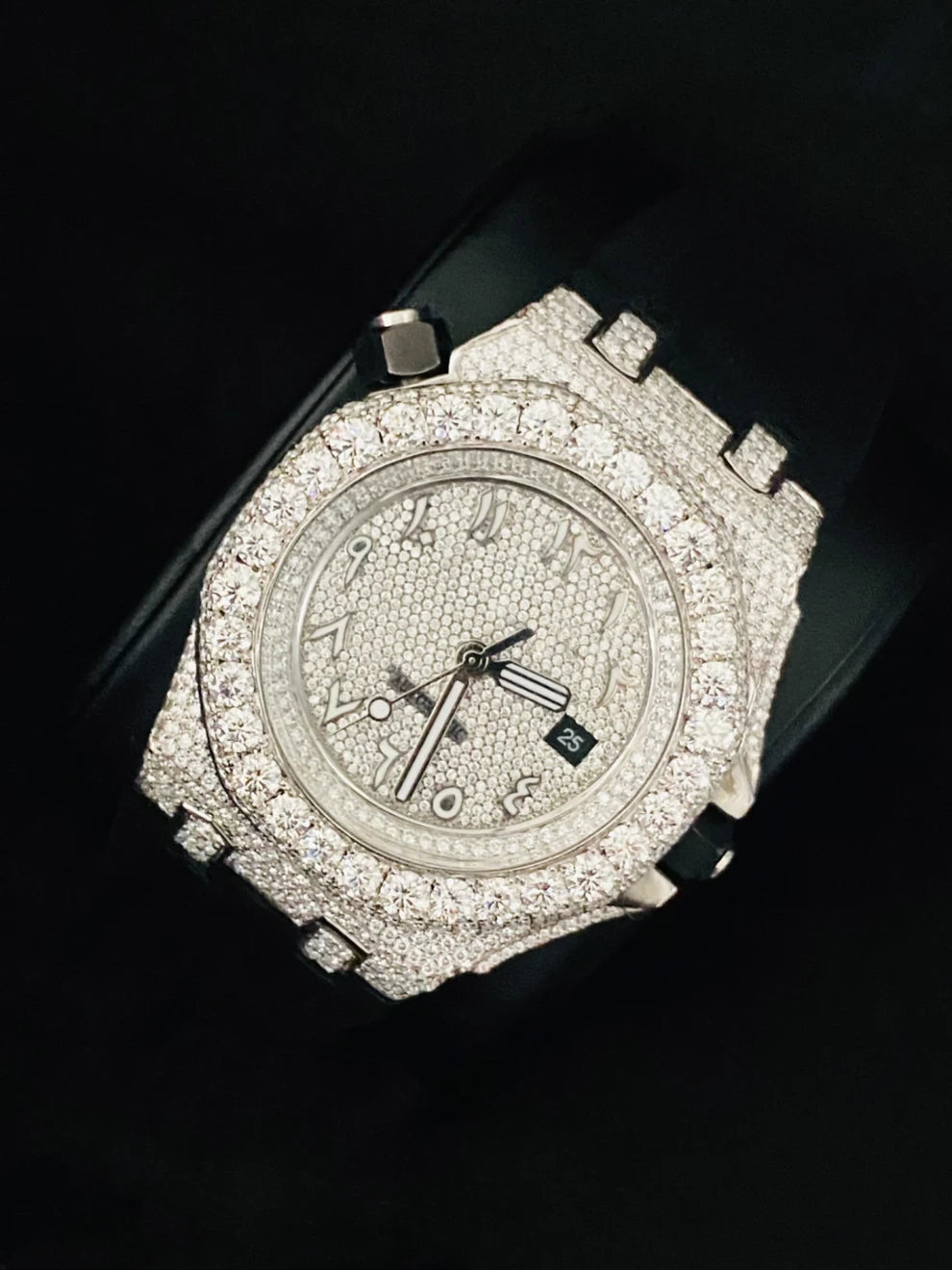41MM Big Bezel Moissanite Watch With Black Silicon Strap