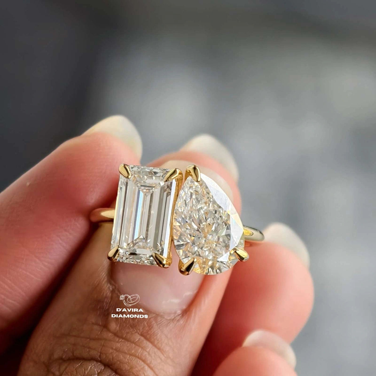 front view of the Toi Et Moi Ring