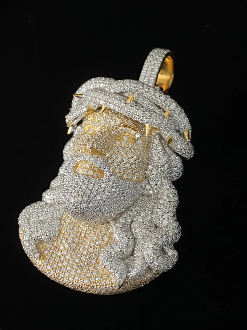 Large diamond Jesus head hip hop pendant with gold crown of thorns