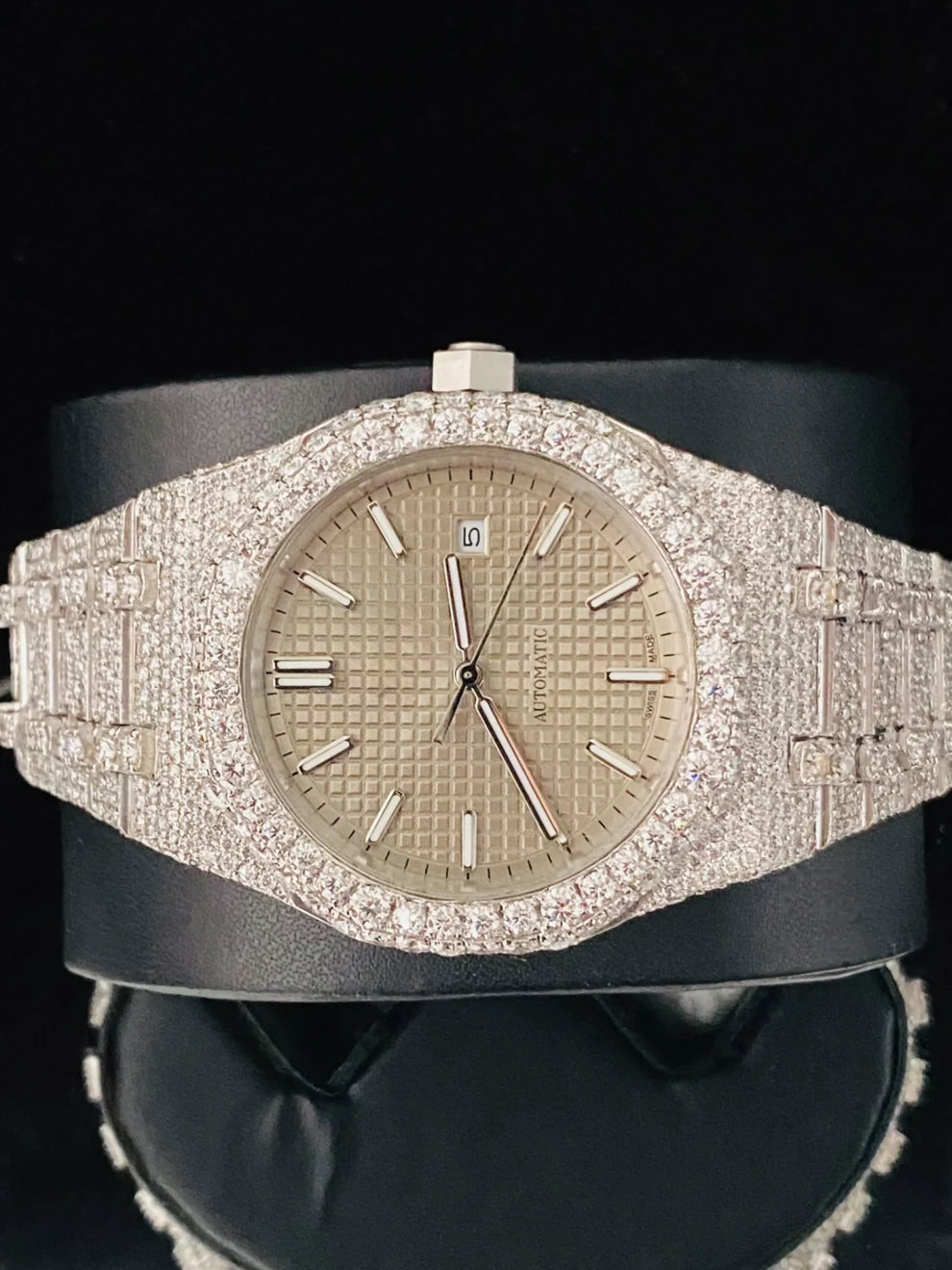 41MM Tapisserie Pattern Fully Ice Out Moissanite Watch