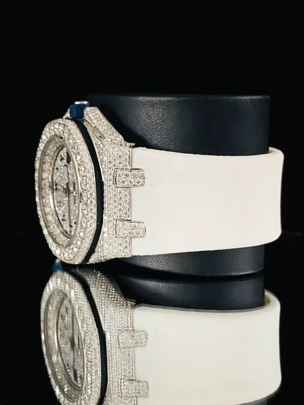 Stunning White Color Silicon Rubber Strap Moissanite Watch