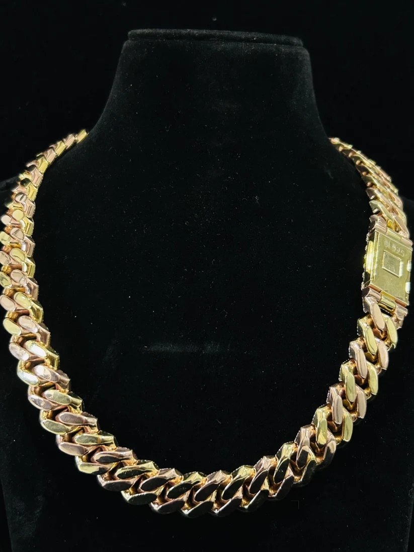 back view of the Thick tri-color gold Miami Cuban link chain necklace 