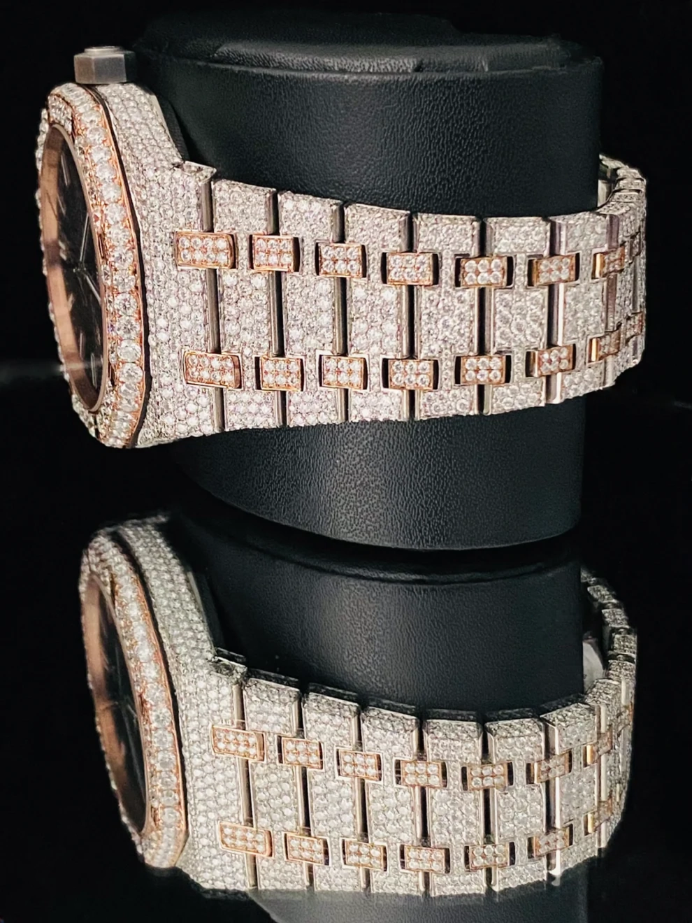 Two Tone Tapisserie Pattern Black Dial Moissanite Watch