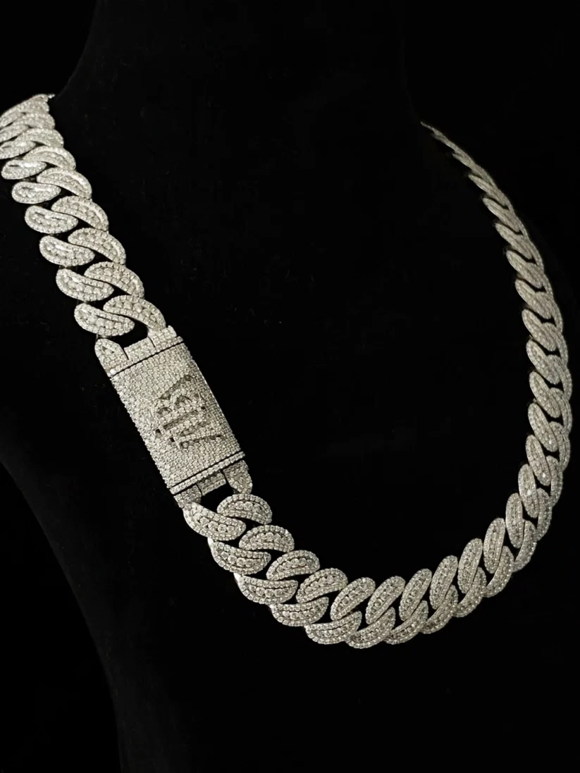 side view of the Diamond-encrusted Cuban link chain necklace with a custom nameplate clasp.