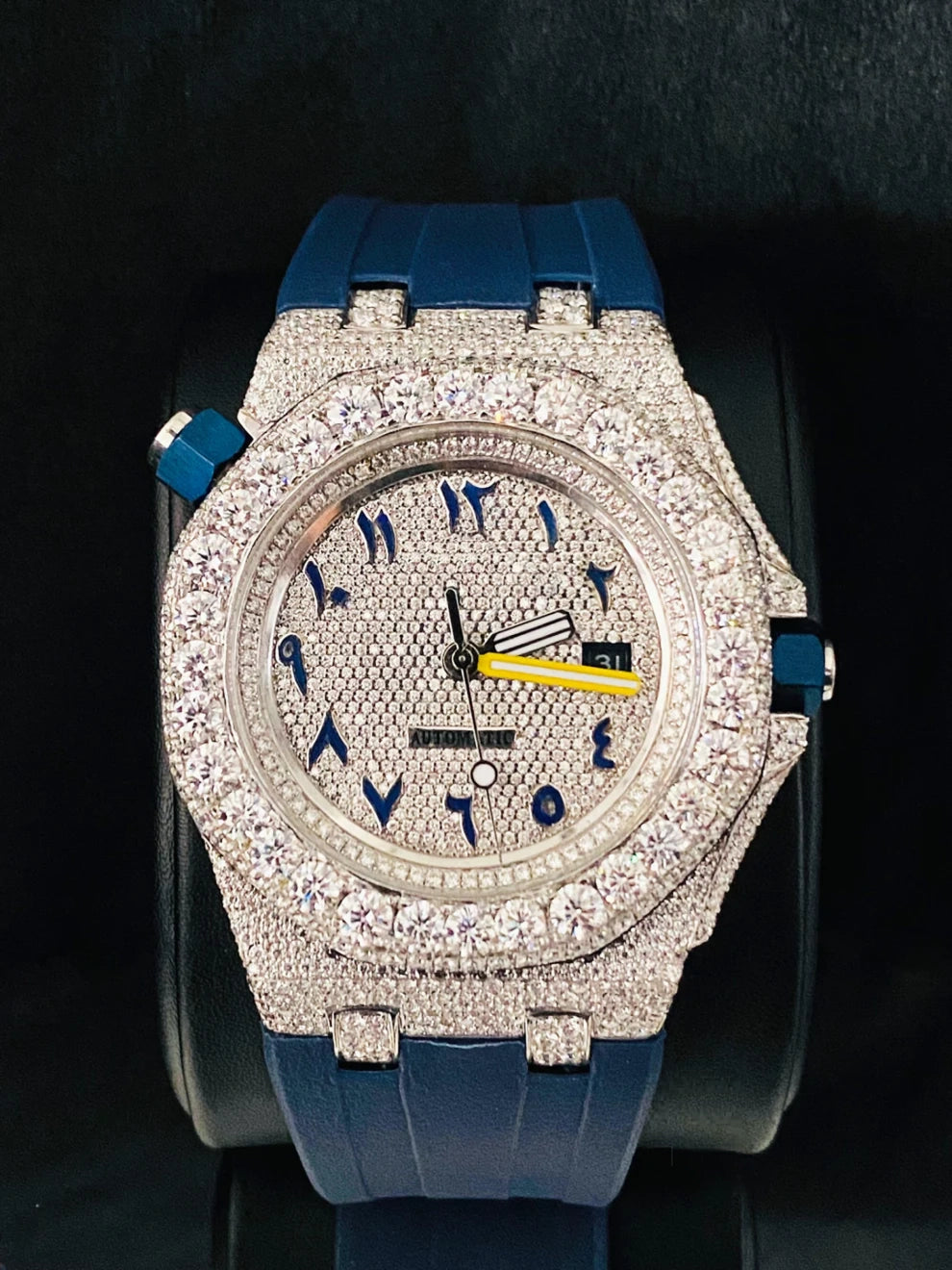 Fully White Face Dial Iced Out Big Bezel Moissanite Watch