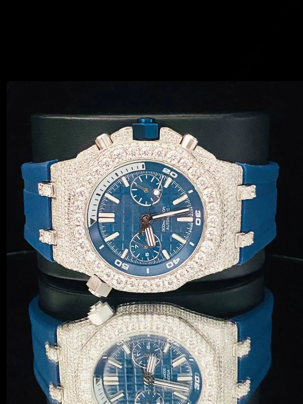 Bezel Dial Royal Blue Silicon Strap Hip Hop Moissanite Watch