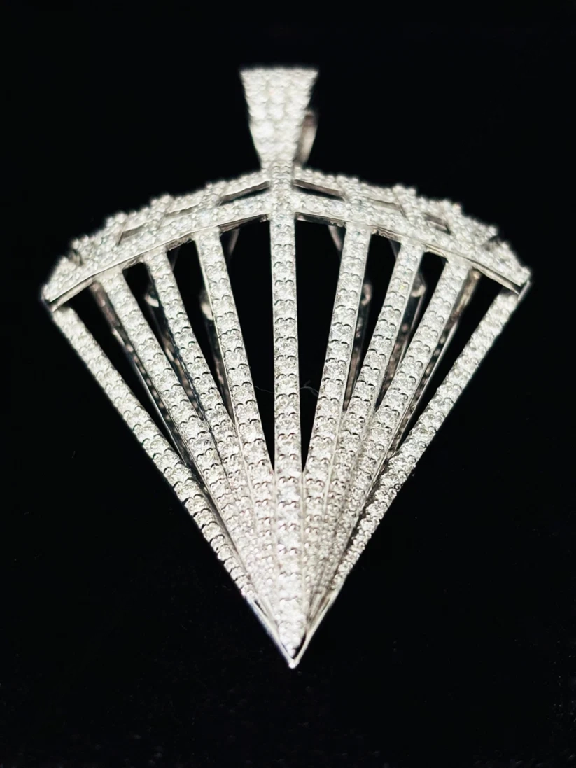 White gold iced out diamond shape hip hop pendant pavé set with stones 