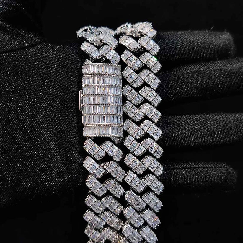 Men's silver Cuban link bracelet paved with baguette cut diamonds