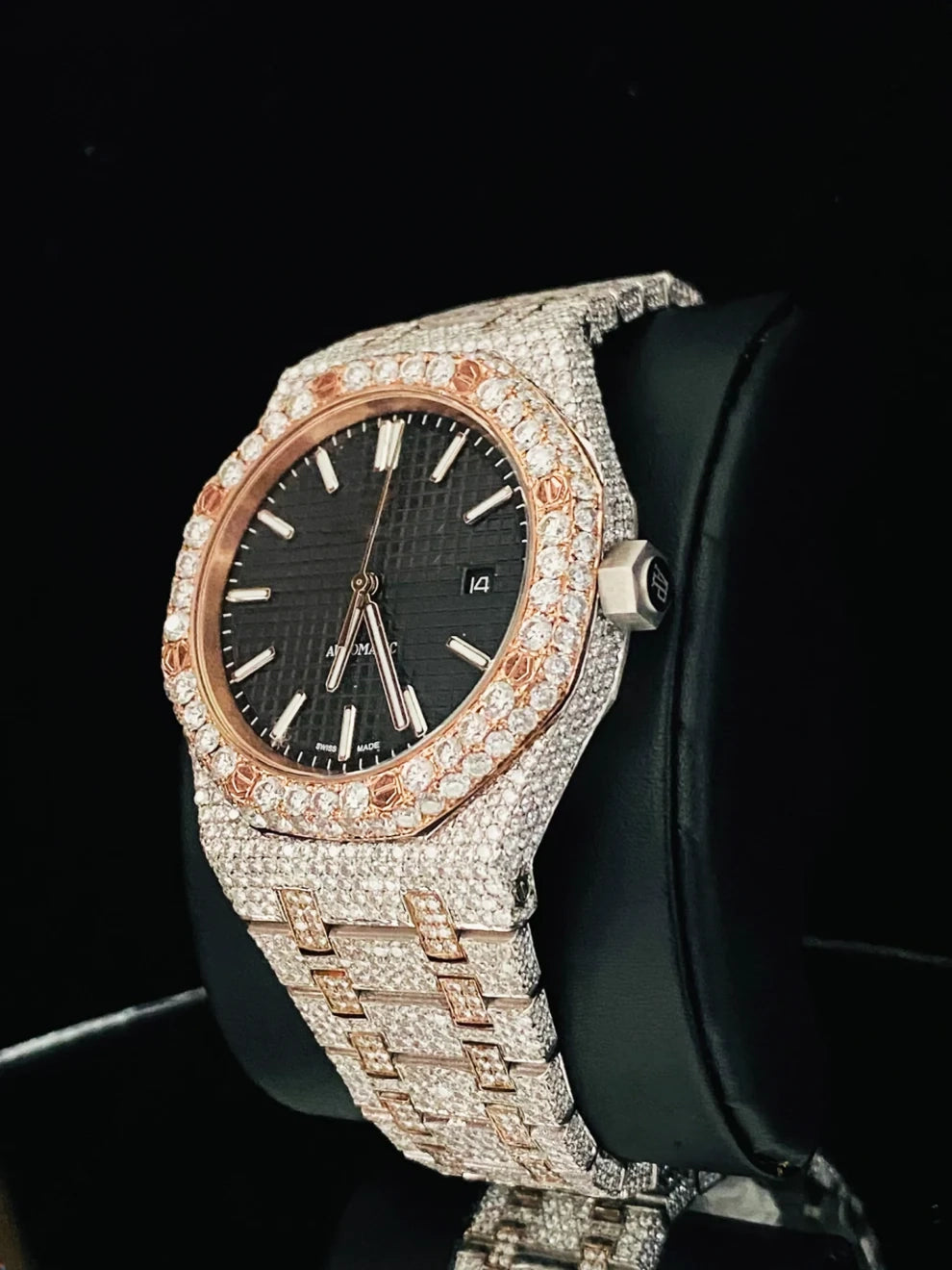 Two Tone Tapisserie Pattern Black Dial Moissanite Watch