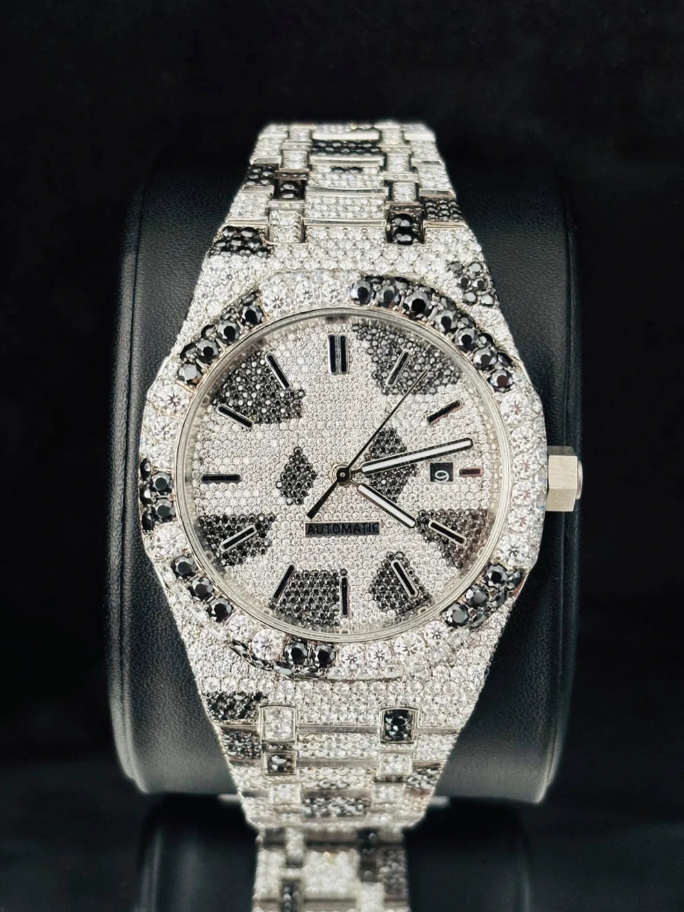 Fully Zebra Pattern Black And White Down Moissanite Watch