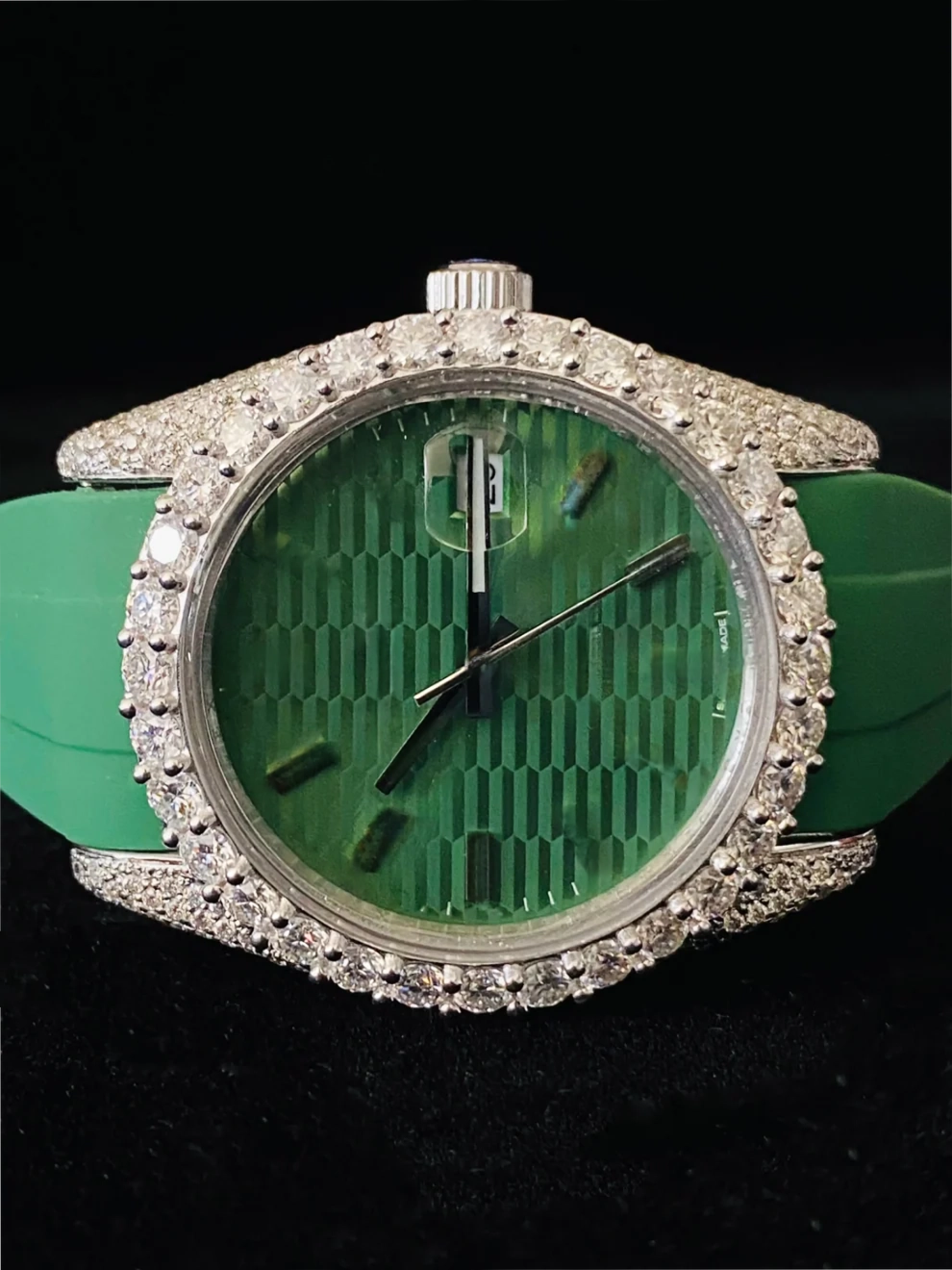 Luxury Iced Out Green Dial Automatic Moissanite Hip Hop Watch