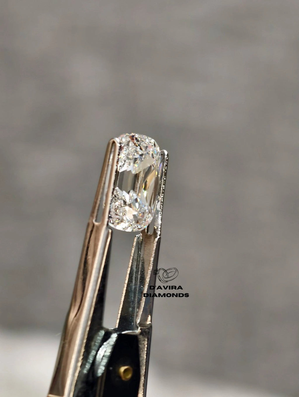 5 CT Old Mine Cushion Cut IGI Certified CVD Diamond
