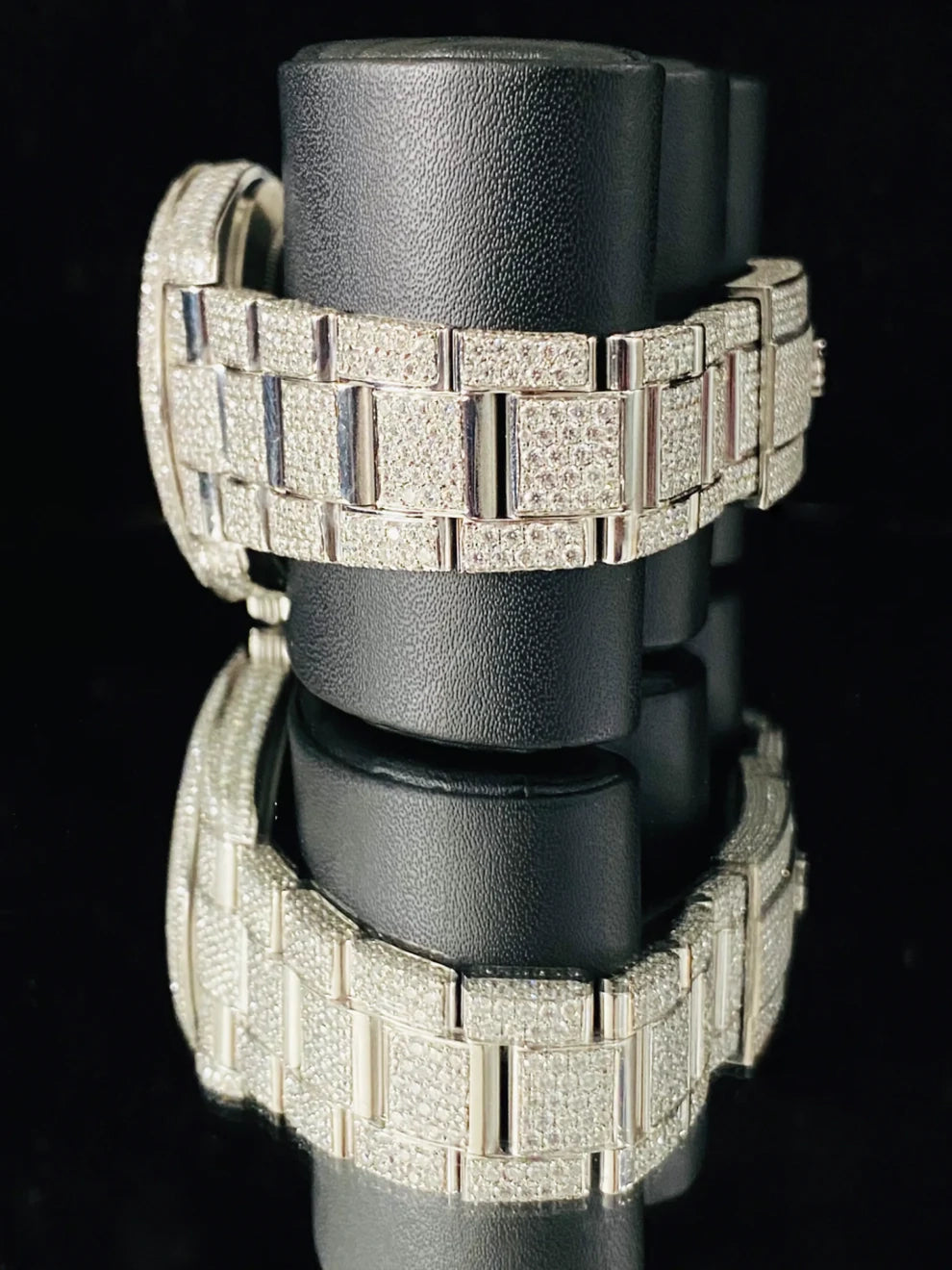 Luxury Men's Iced Out Green Roman Number Iced Watch