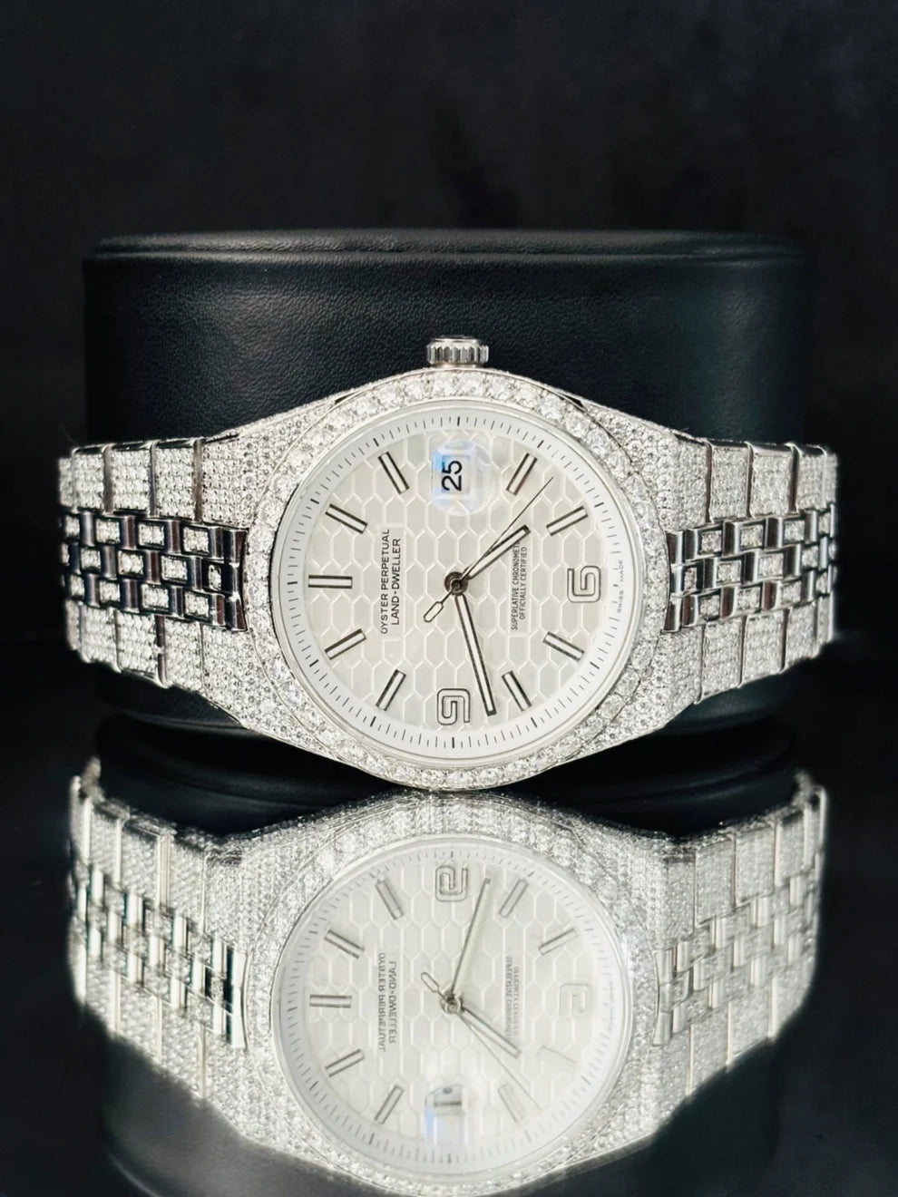 41MM Jubelie Belt White Dial Moissanite Watch