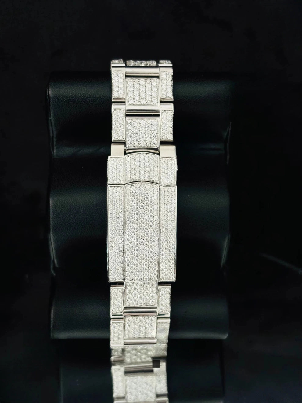 41MM Big Bezel White Bar Black Dial Moissanite Watch