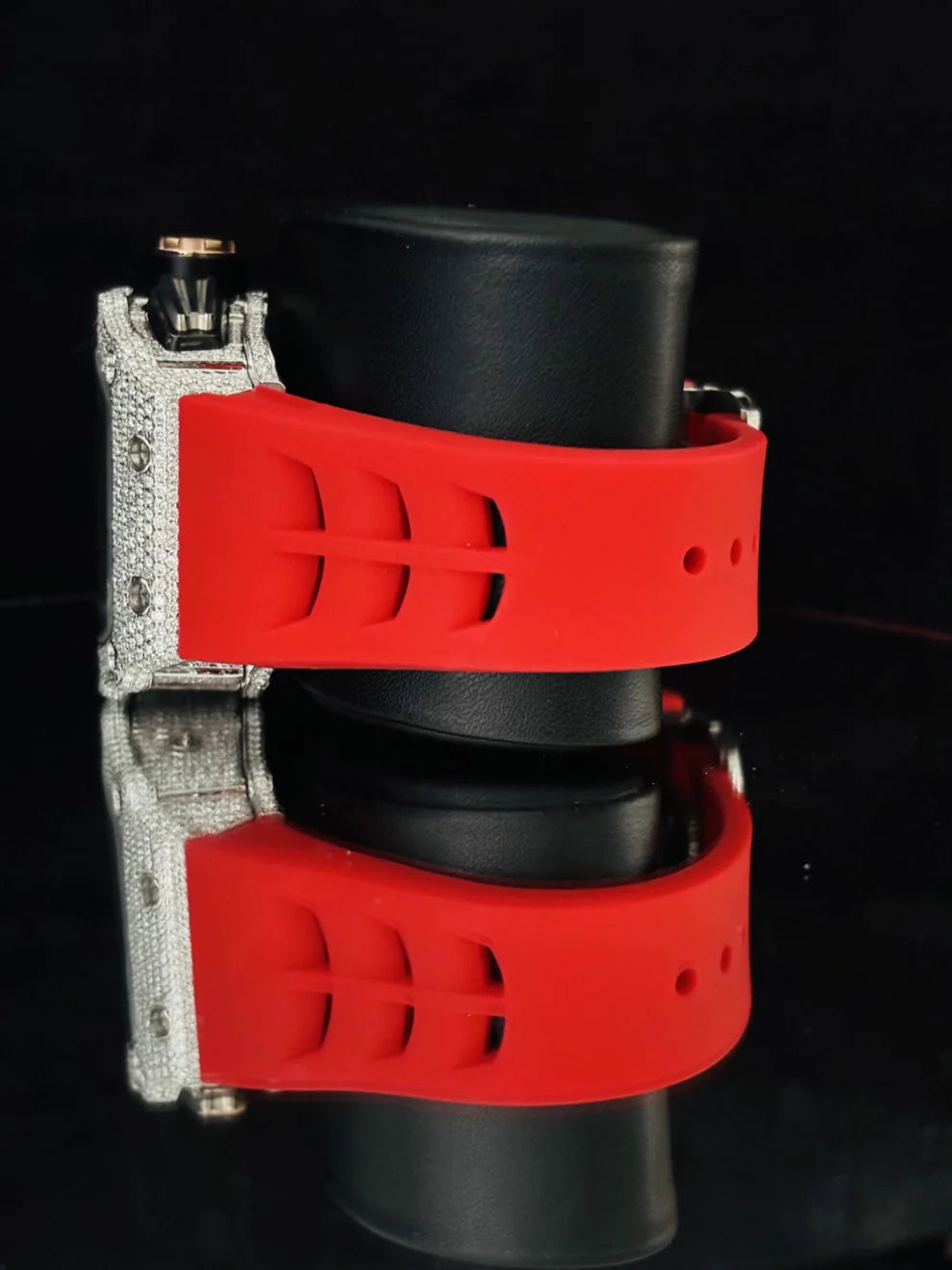 Red Silicon Ice Out Skeleton Dial Moissanite Rappers Watch