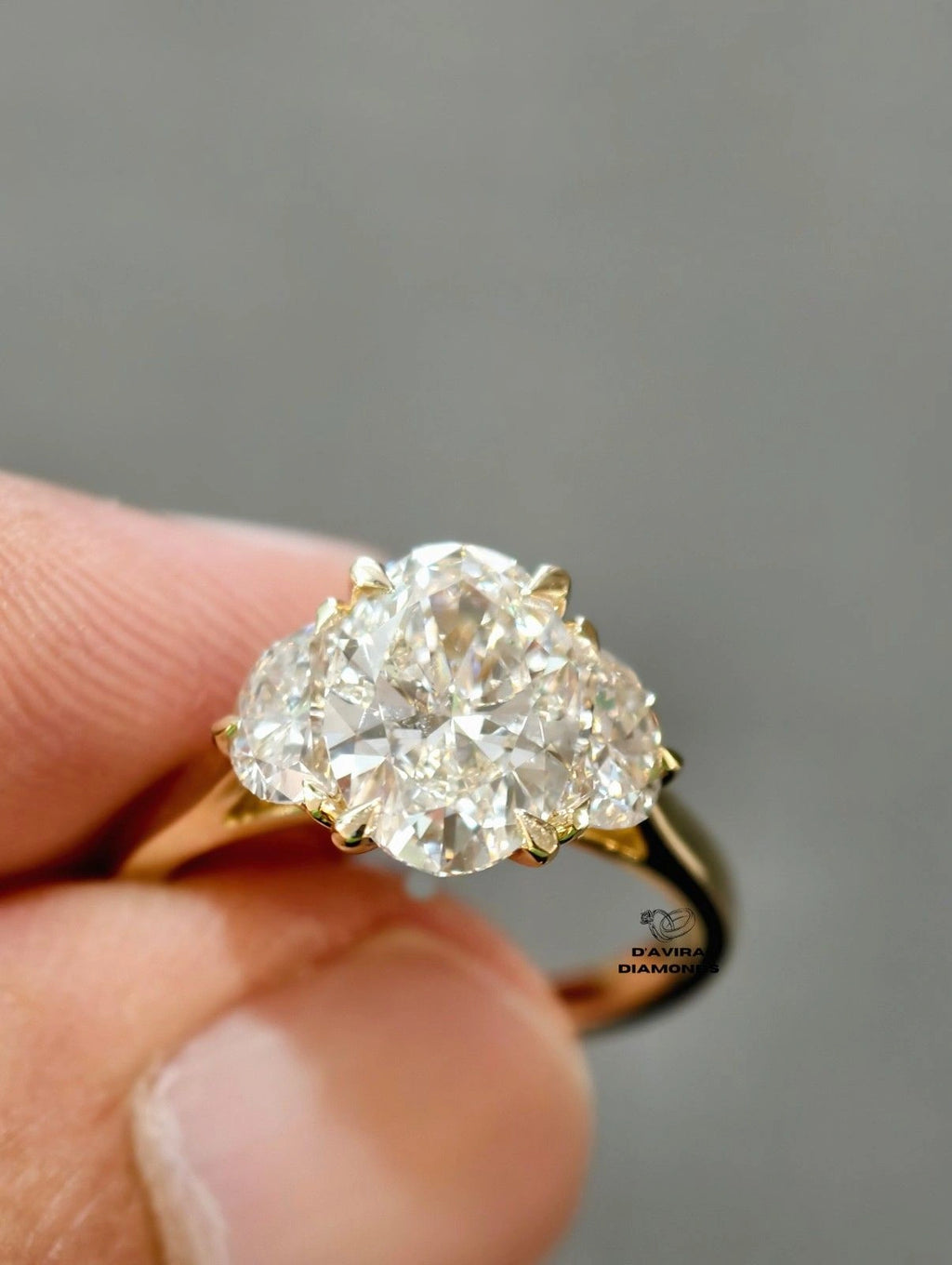 front view of the 3 stone lab grown diamond ring 