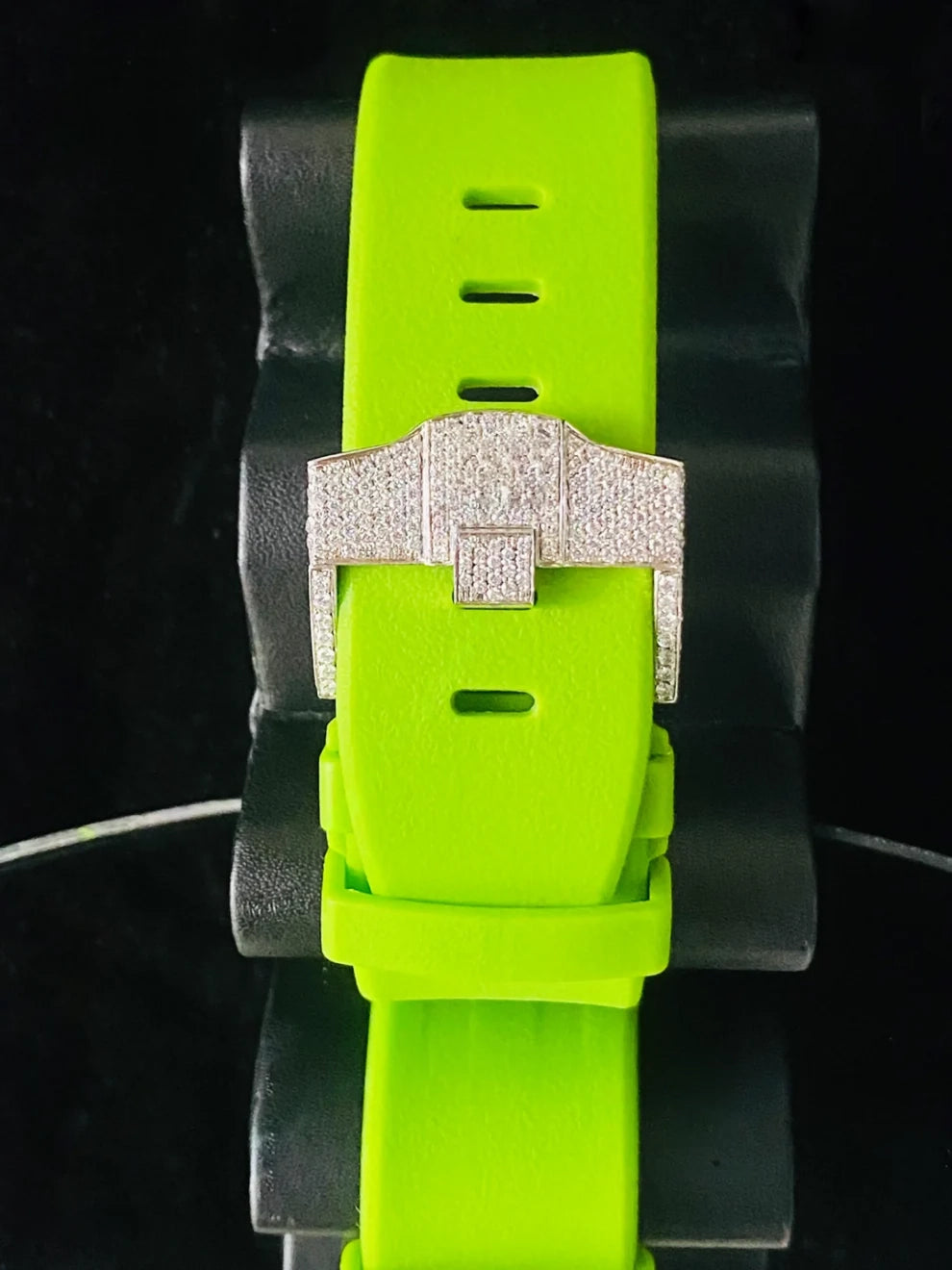 Parrot Silicon Strap Fully Face Dial Moissanite Diamond Watch
