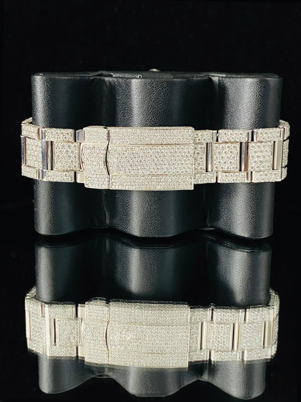 Luxury Men's Iced Out Green Roman Number Iced Watch