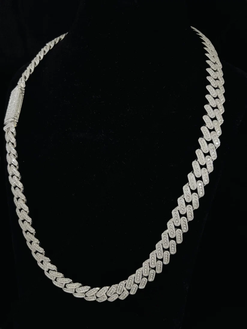 side view of the Mens iced out baguettes diamond Cuban link chain in white gold