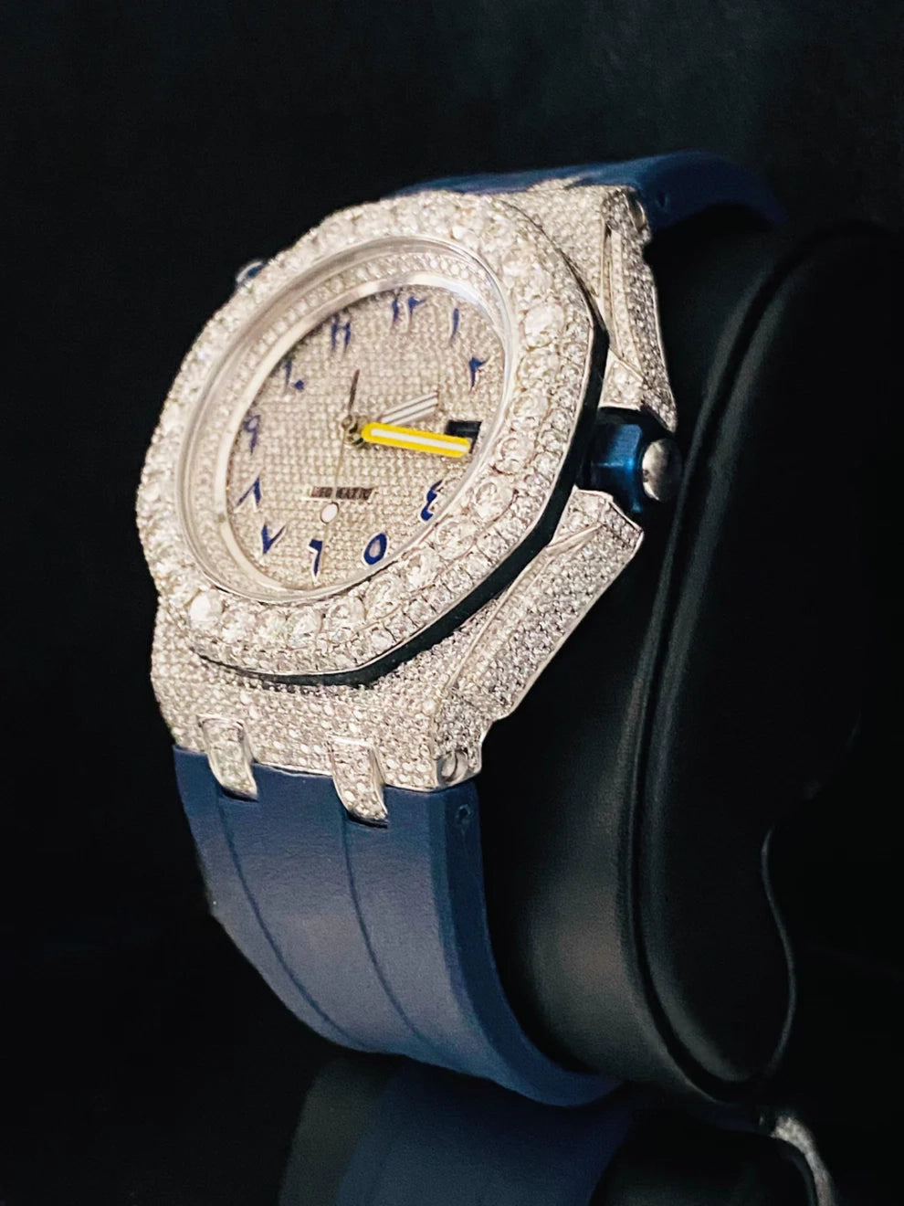 Fully White Face Dial Iced Out Big Bezel Moissanite Watch