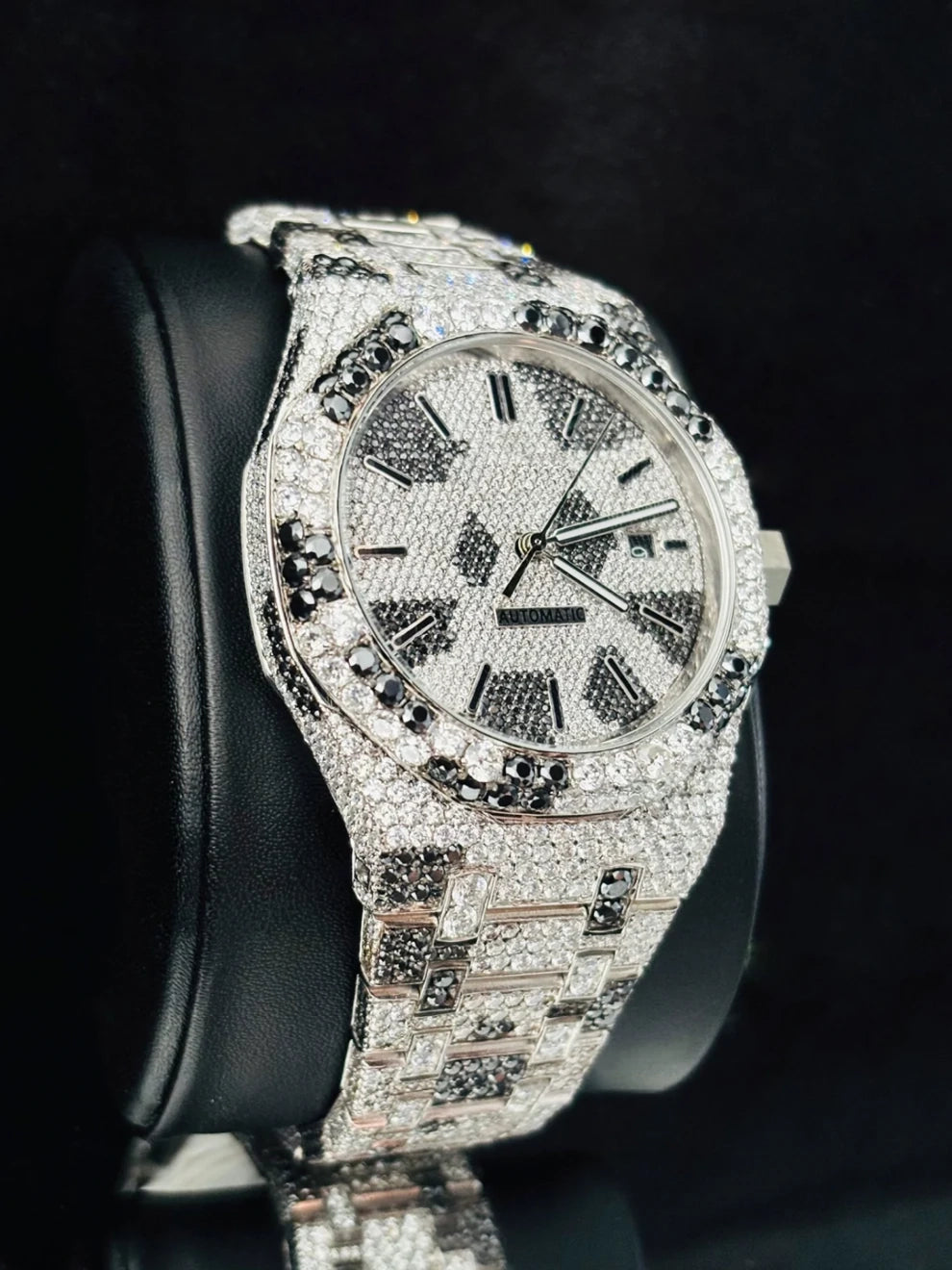 Fully Zebra Pattern Black And White Down Moissanite Watch