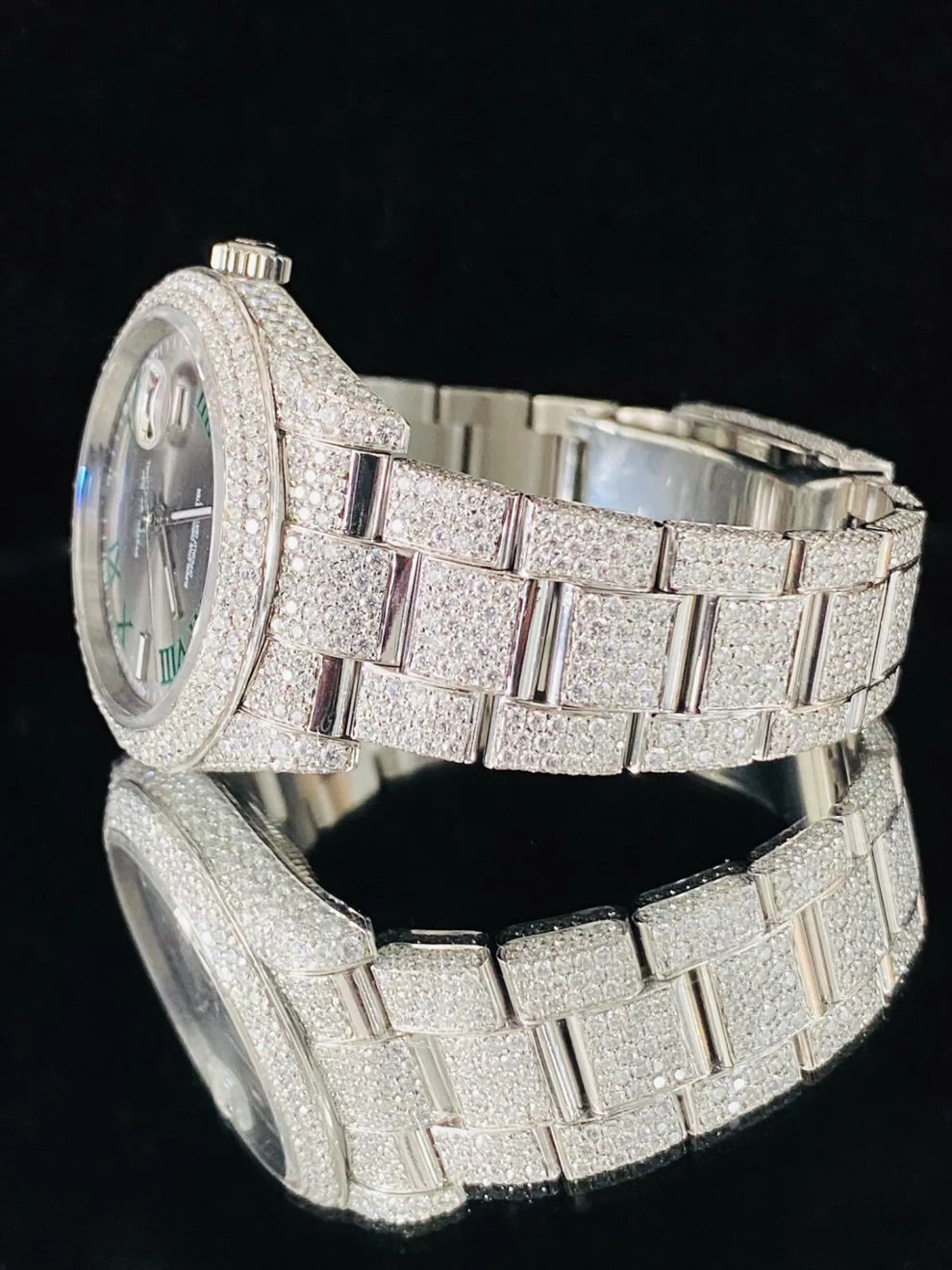 Luxury Men's Iced Out Green Roman Number Iced Watch