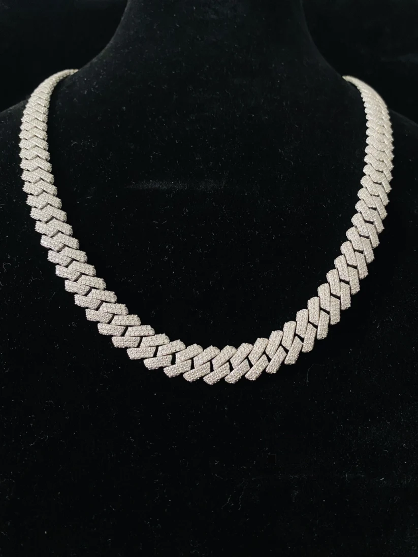 front view of the Diamond prong-set Miami Cuban link chain necklace