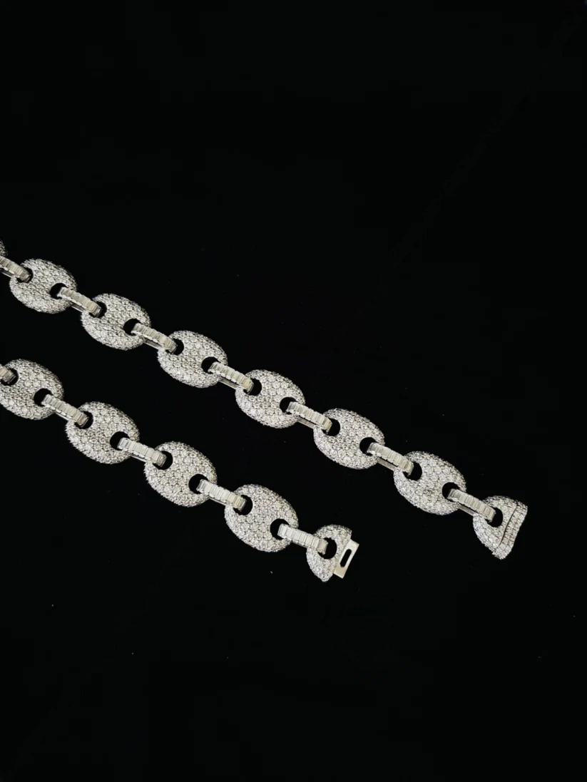 Iced out iced puff link chain necklace in silver with pave diamonds