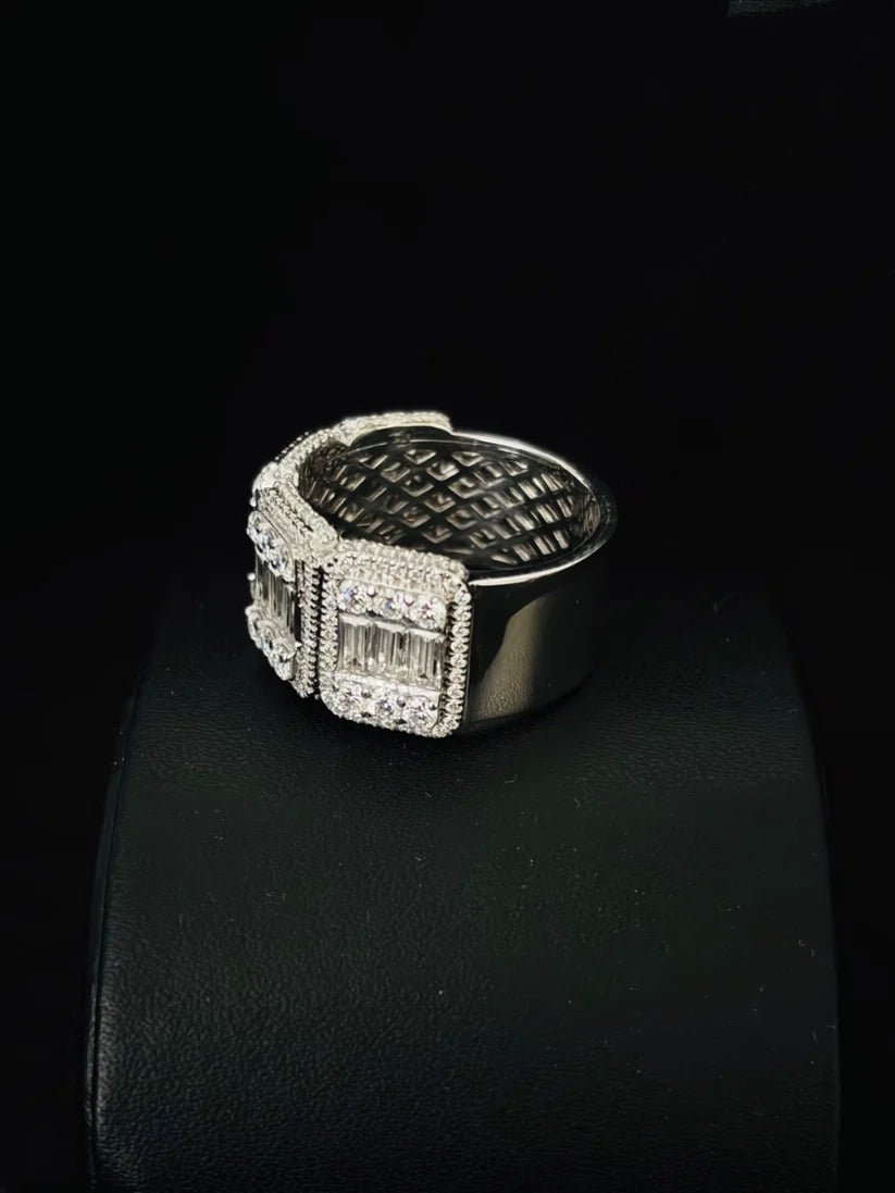 Baguette and round diamond iced out men's ring in silver