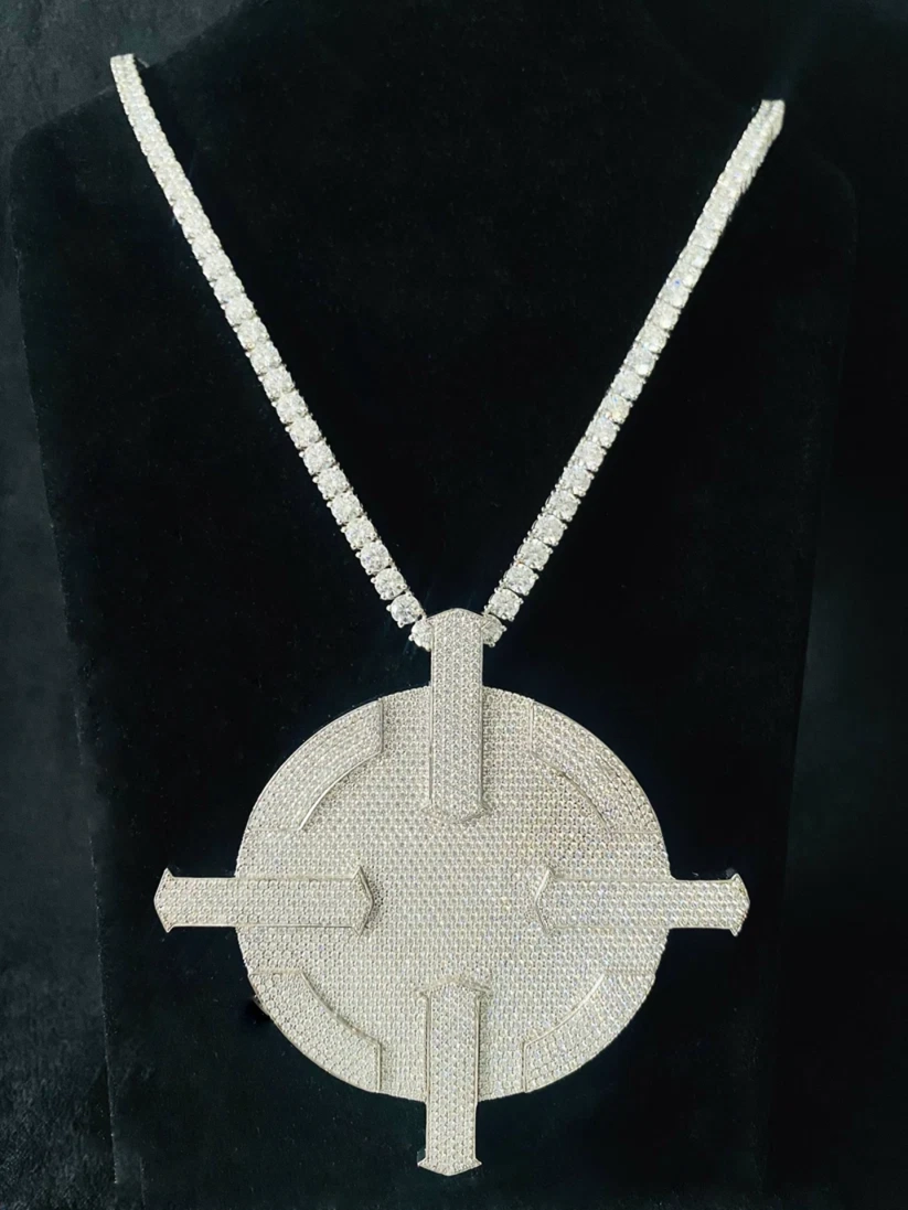 Fully iced out crosshair pendant necklace in silver white gold with tennis chain