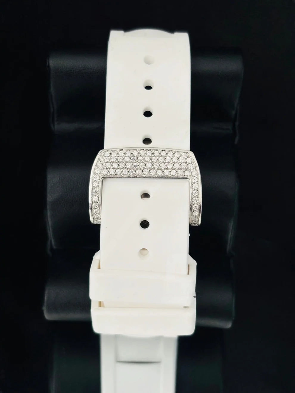 41MM White Rubber Strap Skeleton Moissanite Watch