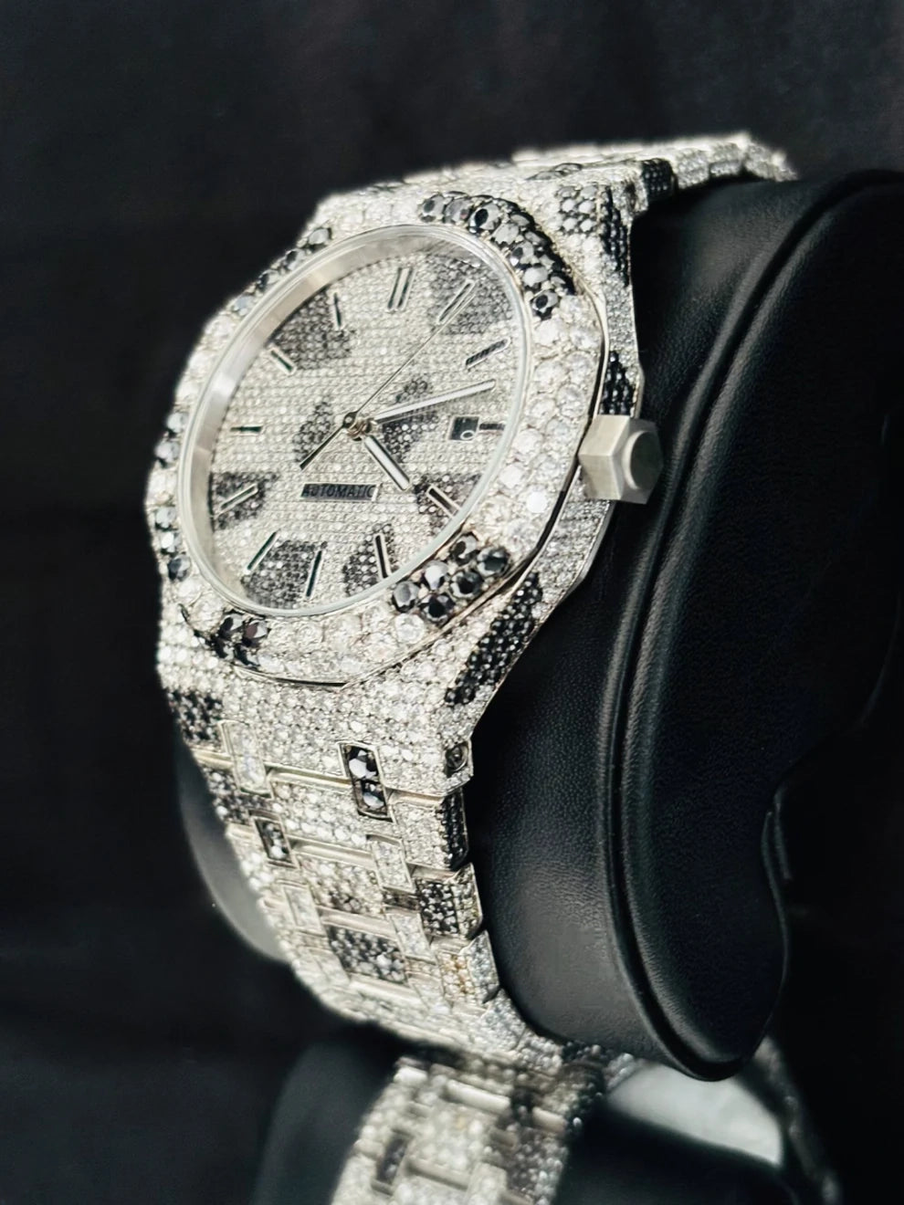 Fully Zebra Pattern Black And White Down Moissanite Watch