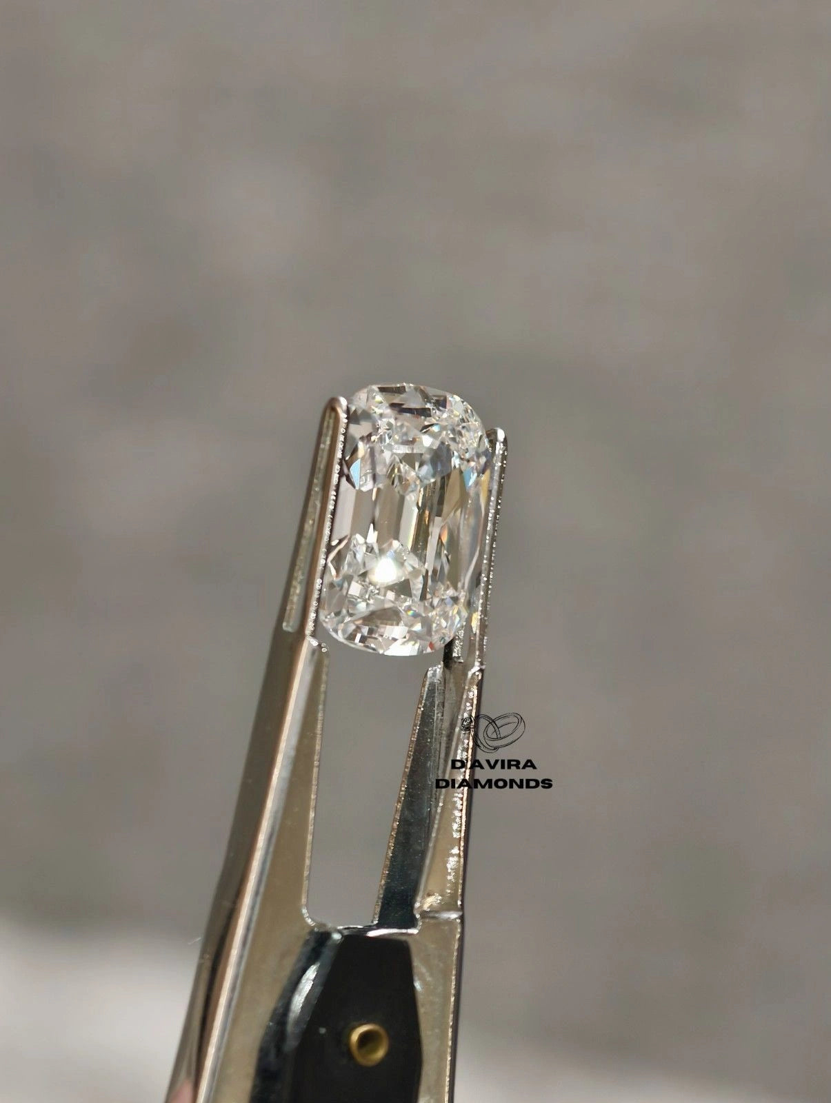 5 CT Old Mine Cushion Cut IGI Certified CVD Diamond