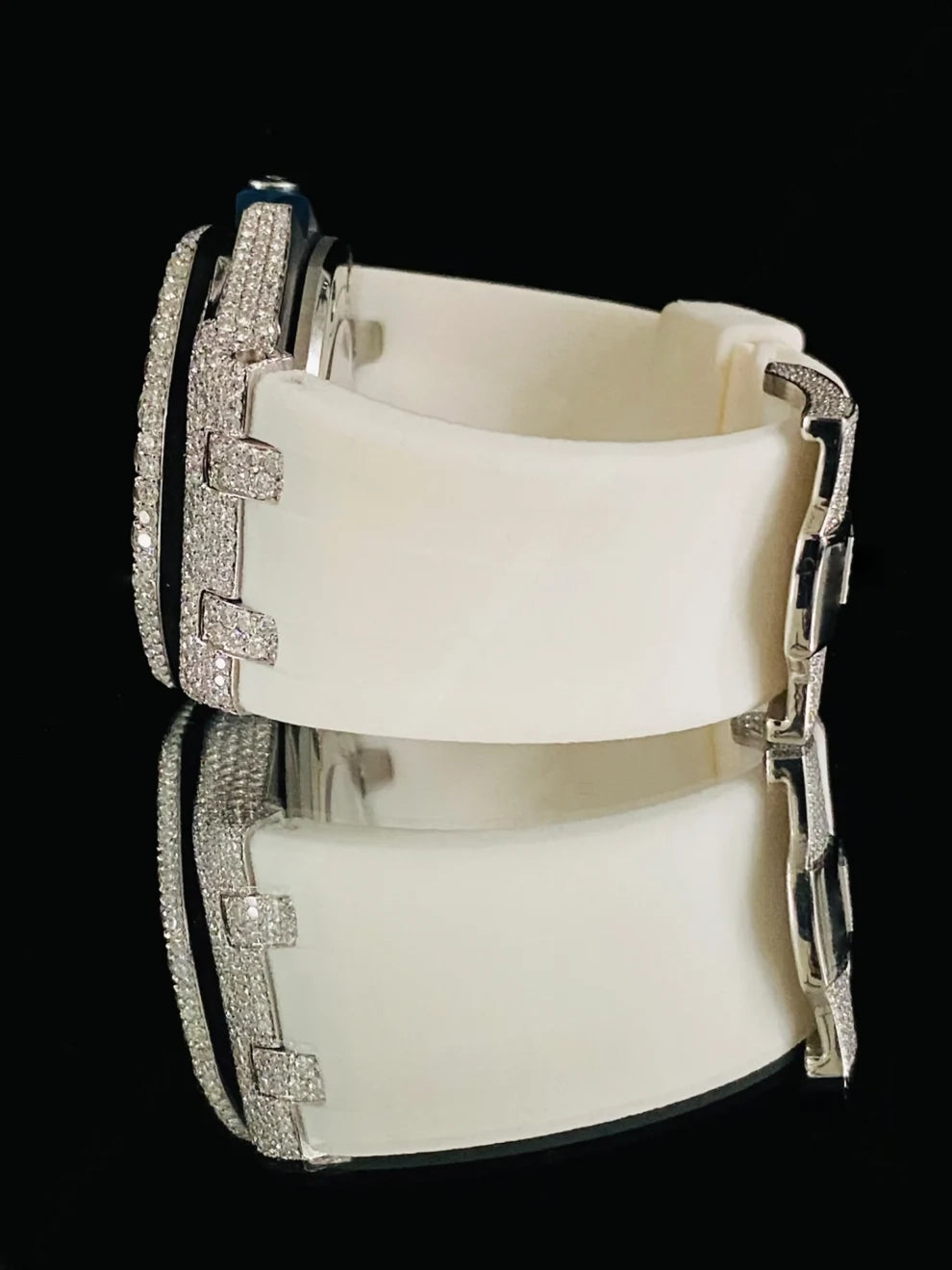 Stunning White Color Silicon Rubber Strap Moissanite Watch