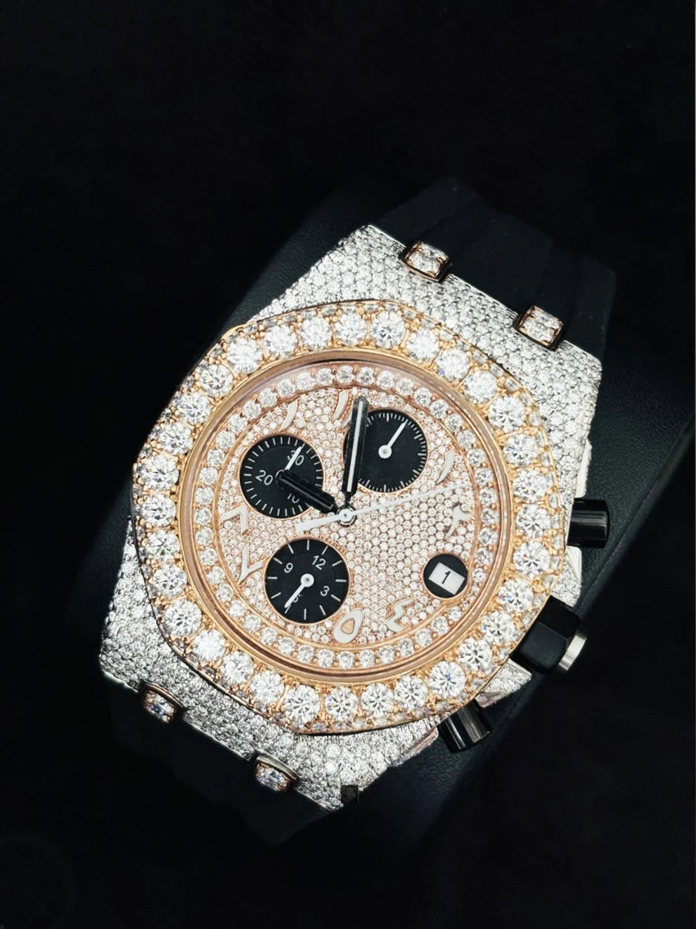 Black Rubber Straps Chronograph Moissanite Iced Out Watch