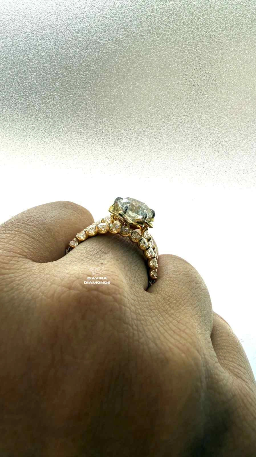 Floral Round Cut Lab Grown Diamond Anniversary Ring