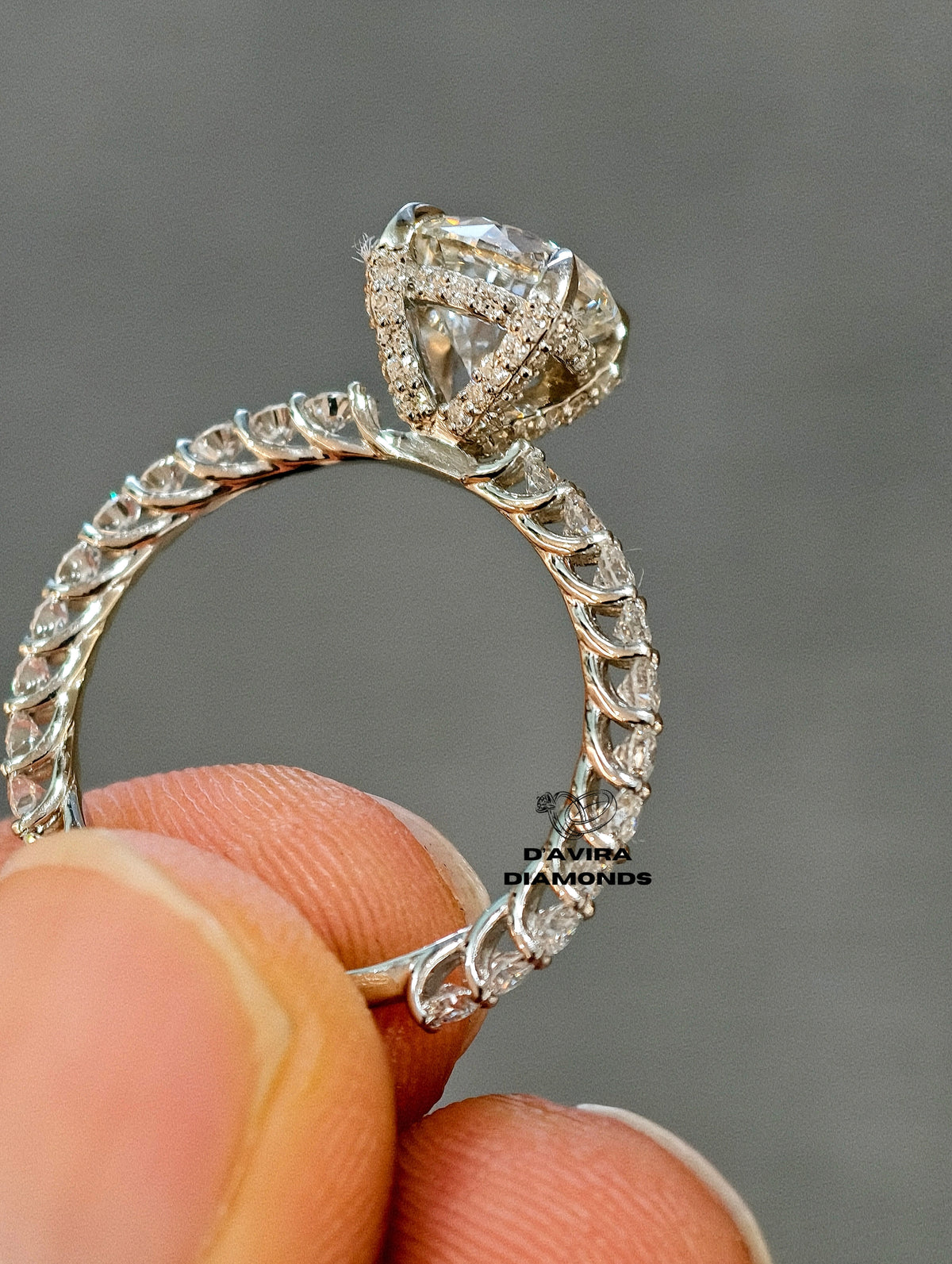 side view of the 14K white gold round cut diamond ring 