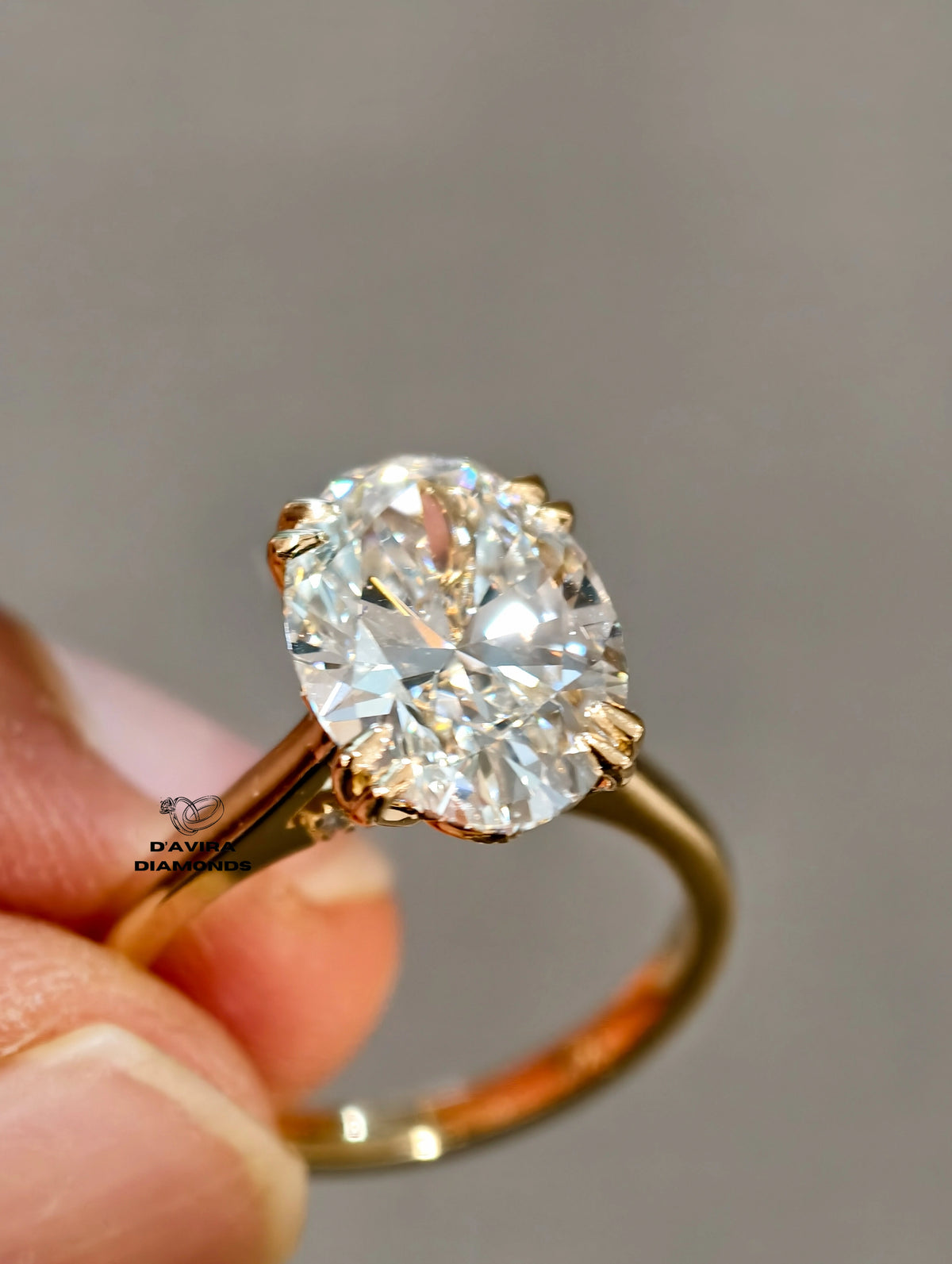 claw prongs oval cut diamond ring 