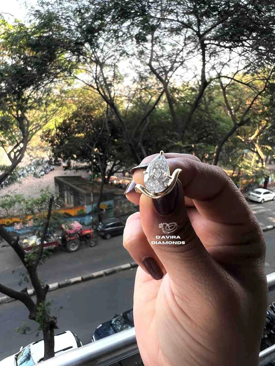 Pear Lab Grown Diamond Ring for Anniversary Gift with Bypass Setting in Solitaire Design