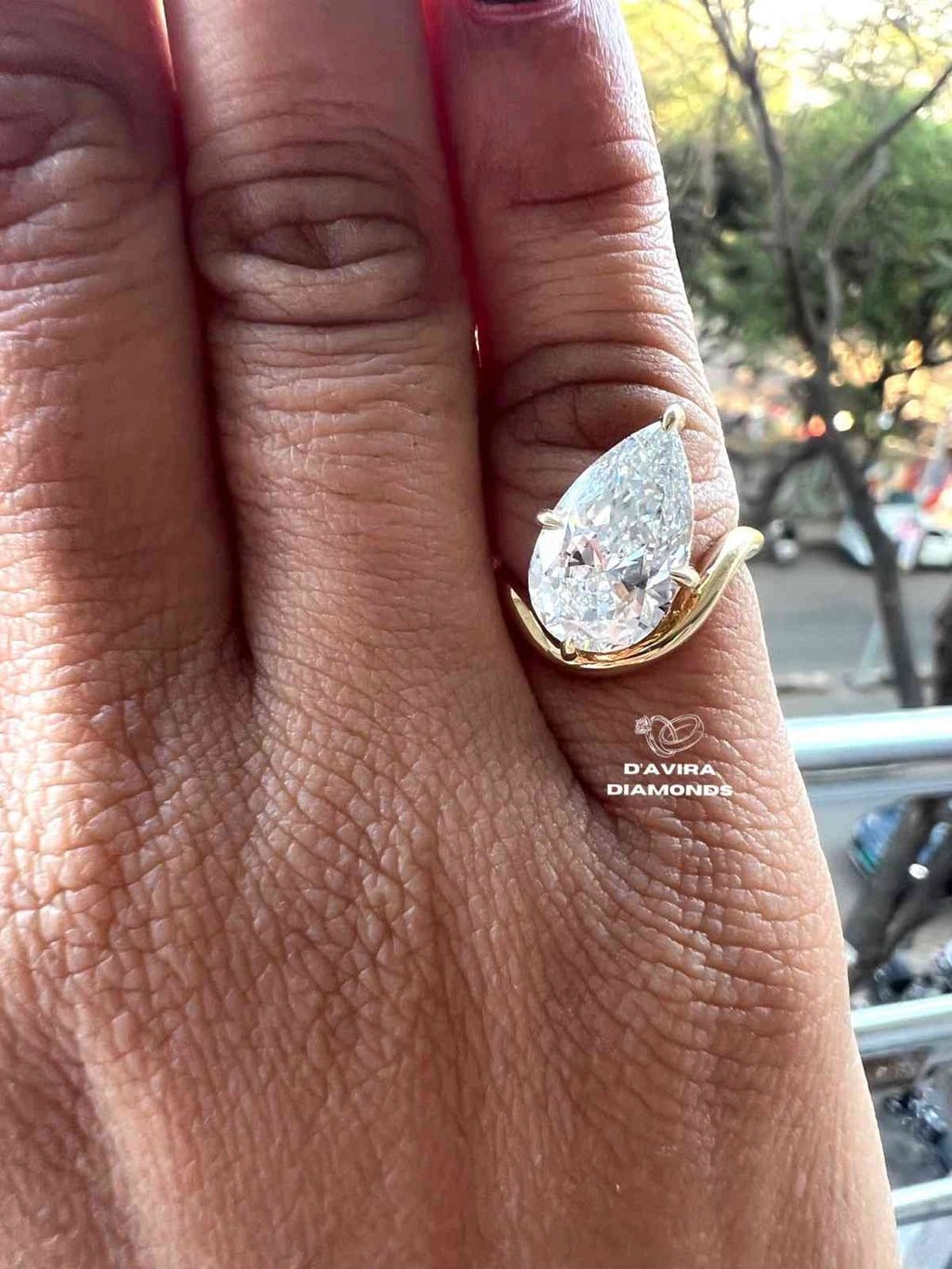 Pear Lab Grown Diamond Ring for Anniversary Gift with Bypass Setting in Solitaire Design