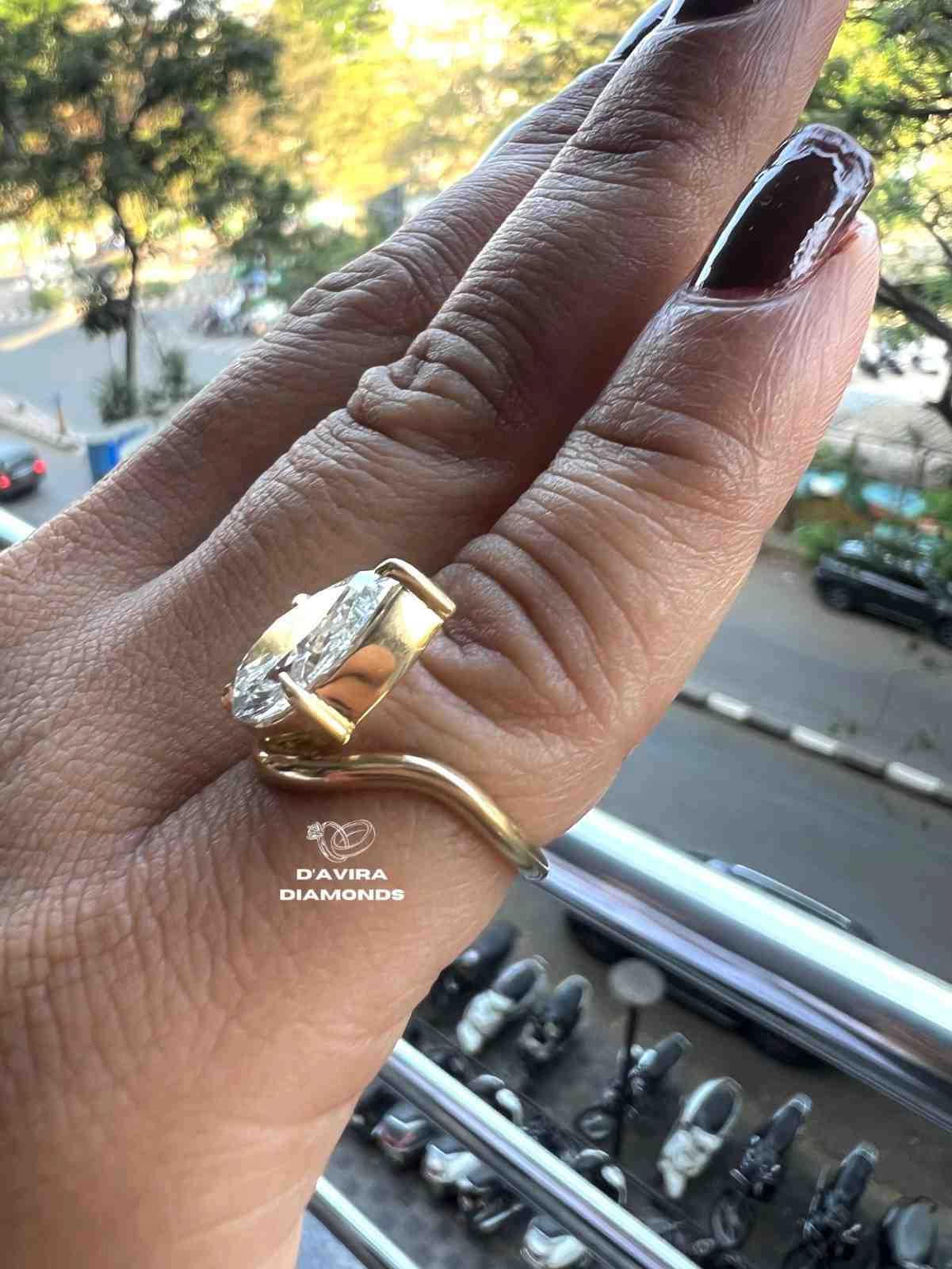 Pear Lab Grown Diamond Ring for Anniversary Gift with Bypass Setting in Solitaire Design