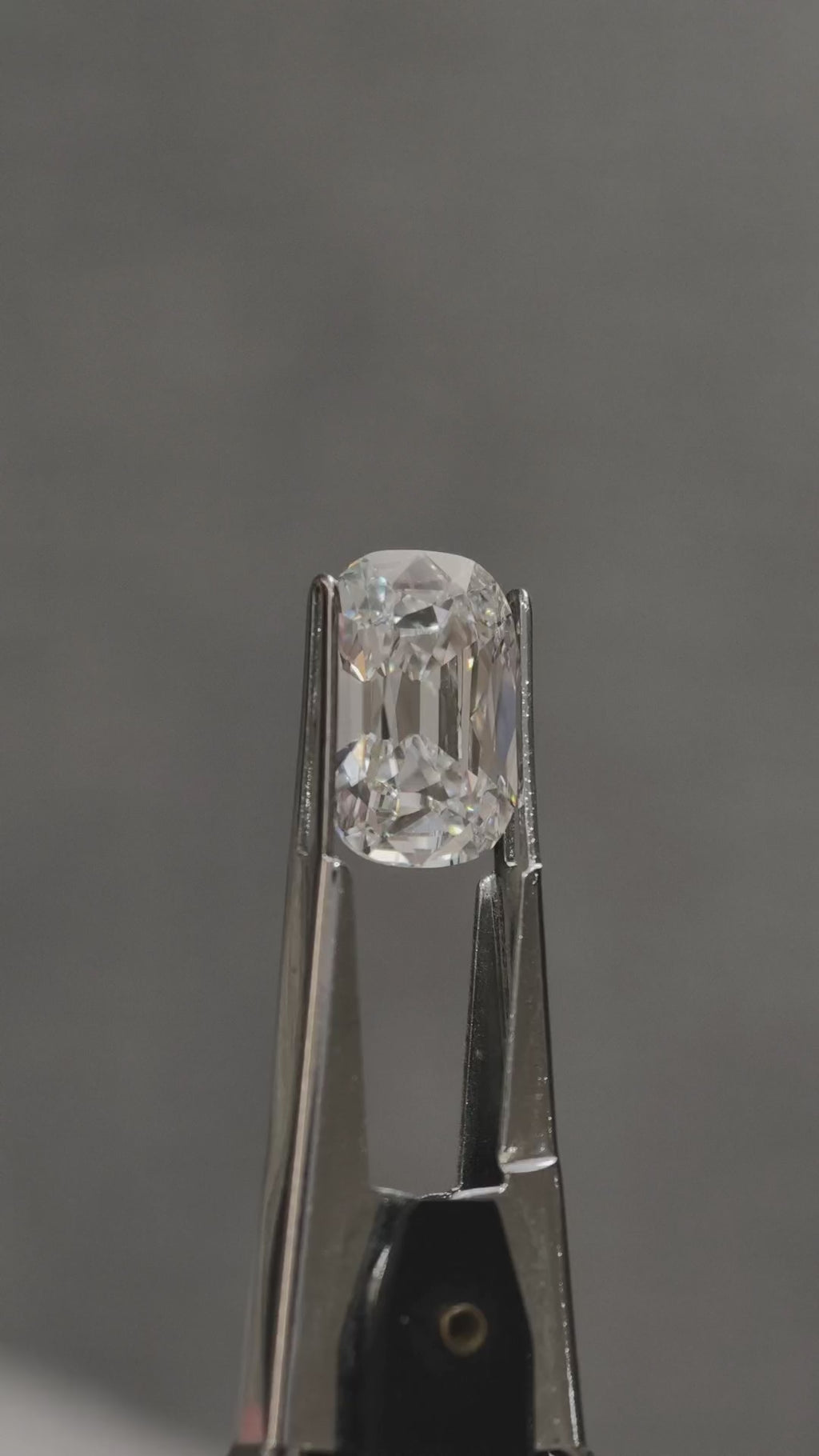 5 CT Old Mine Cushion Cut IGI Certified CVD Diamond