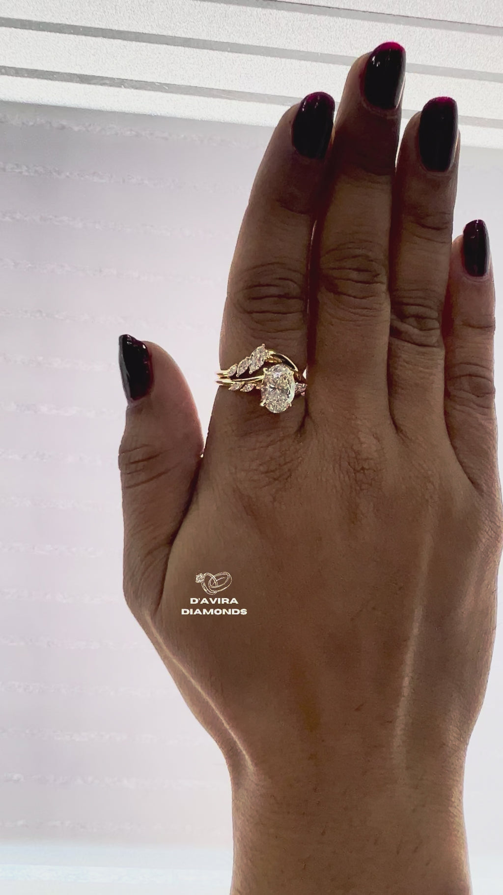 Oval Cut Nature Inspired Bridal Diamond Ring Set