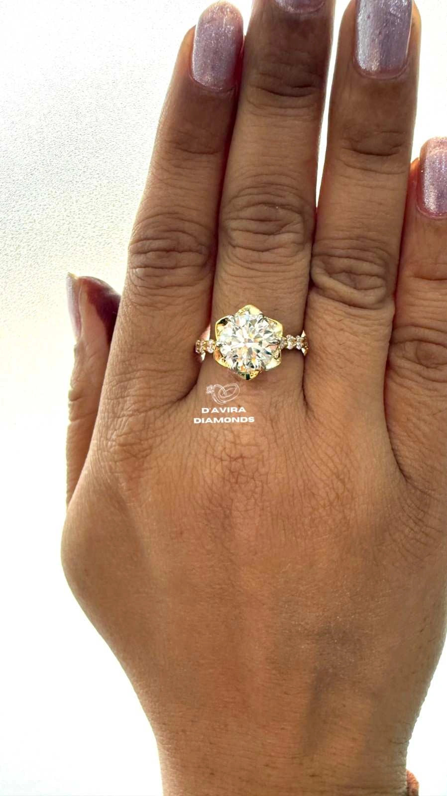 Floral Round Cut Lab Grown Diamond Anniversary Ring