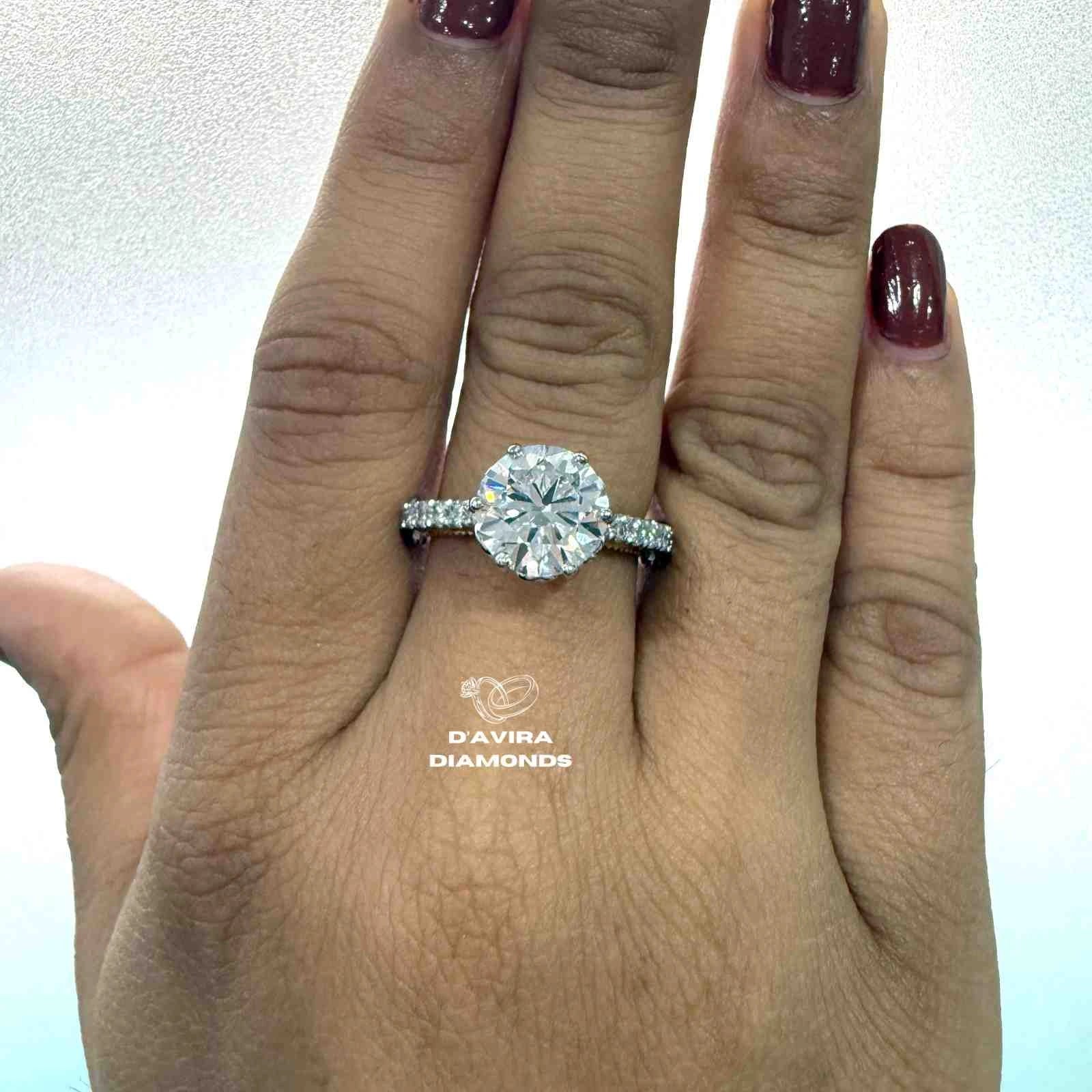 Round Cut Diamond Vintage Style Engagement Ring